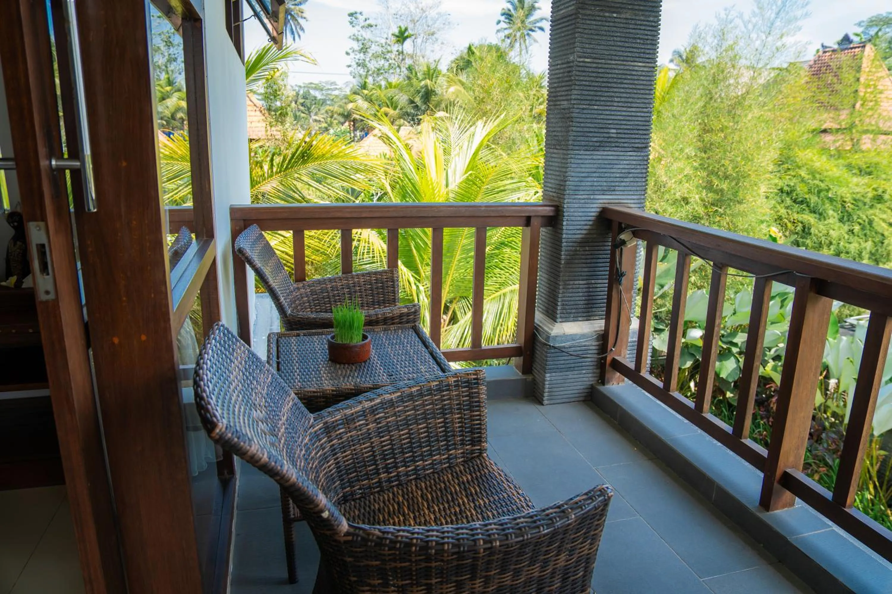Balcony/Terrace in Meng Bengil Villa