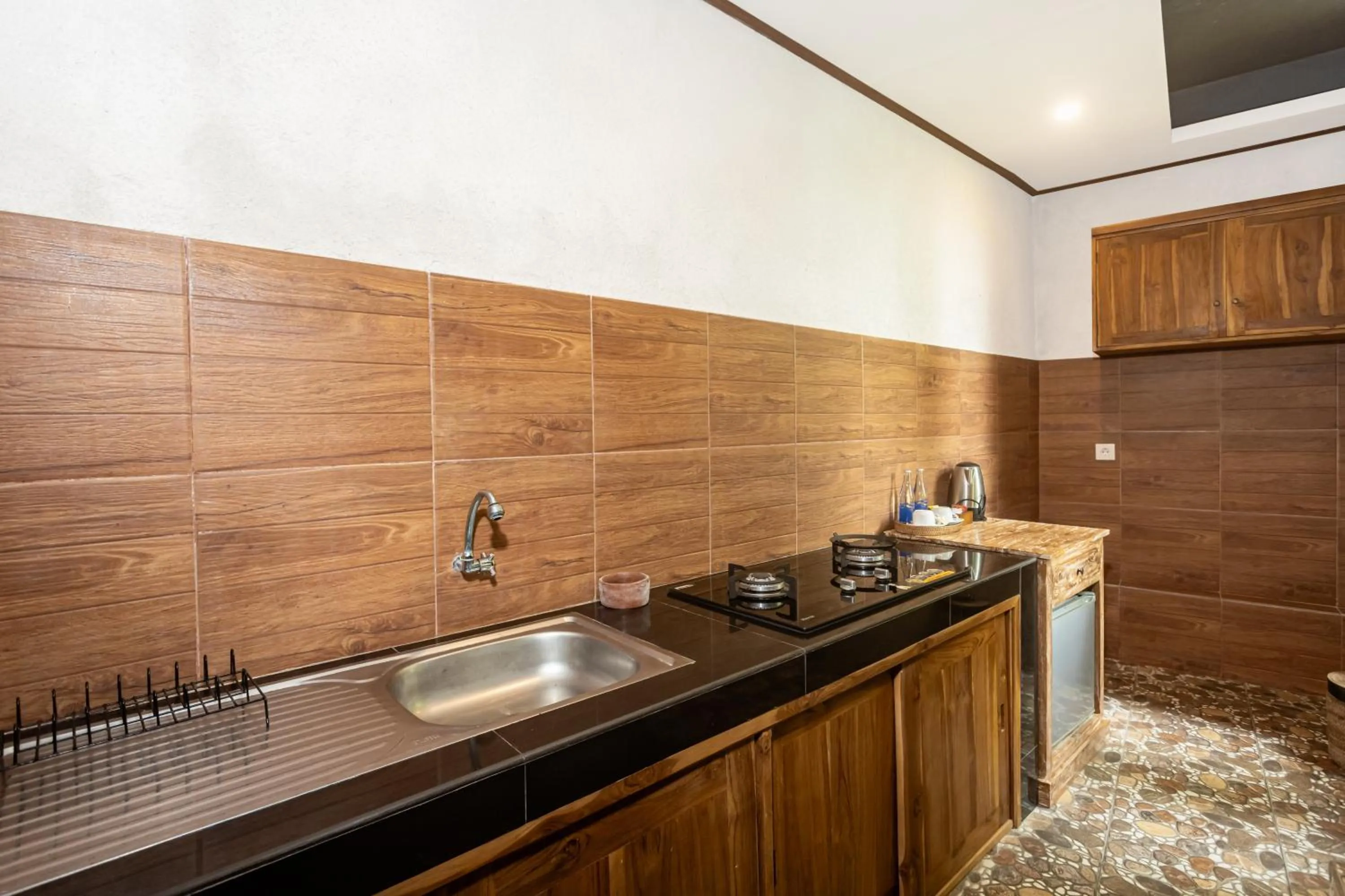 Kitchen or kitchenette in Meng Bengil Villa