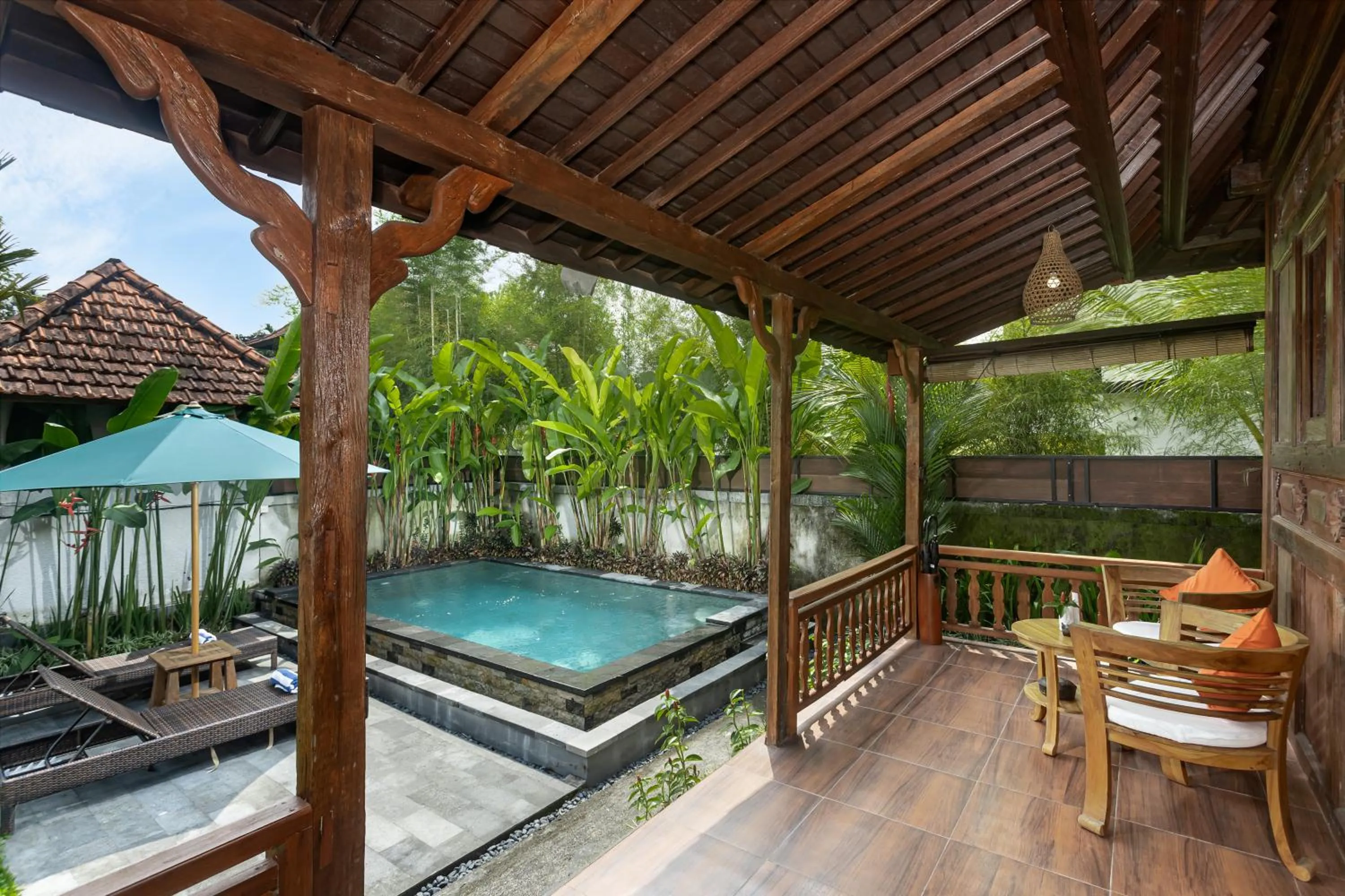 Balcony/Terrace in Meng Bengil Villa