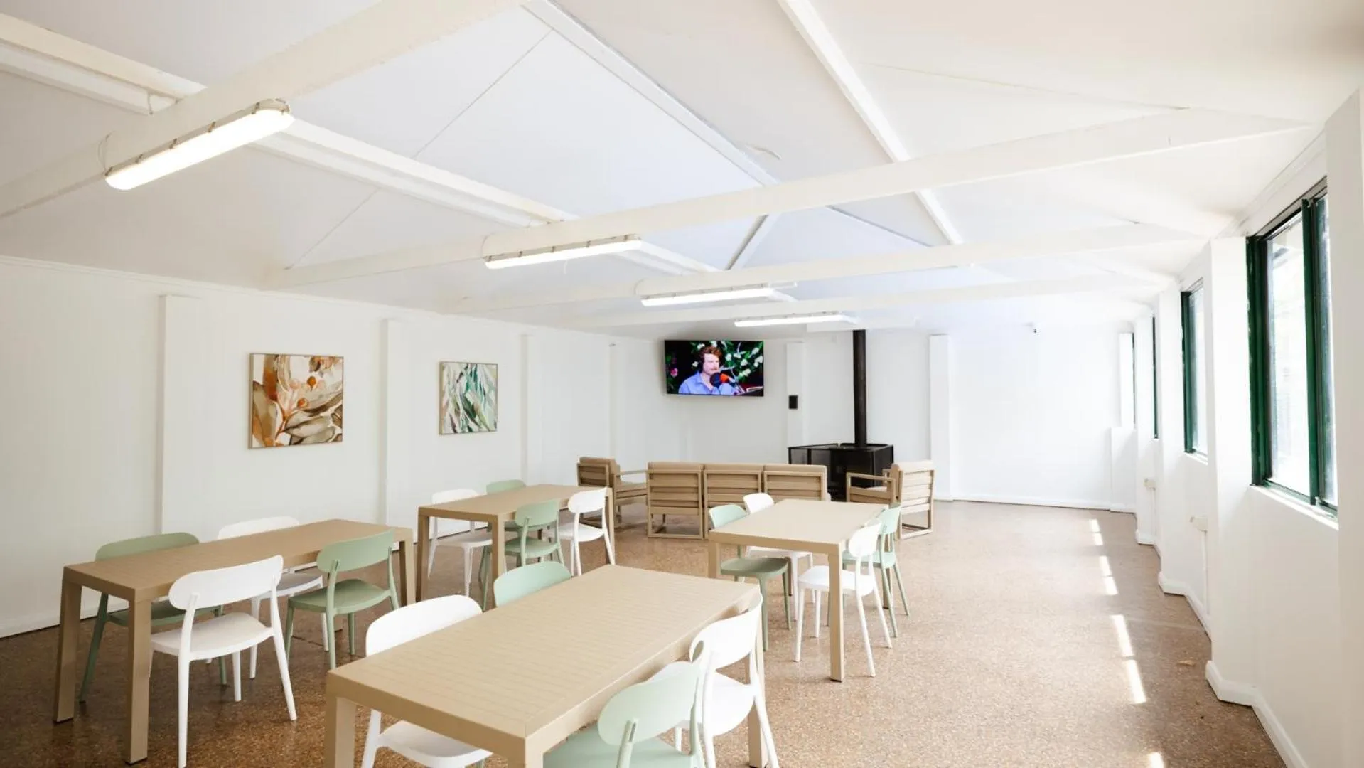 TV and multimedia in Koala Shores Holiday Park