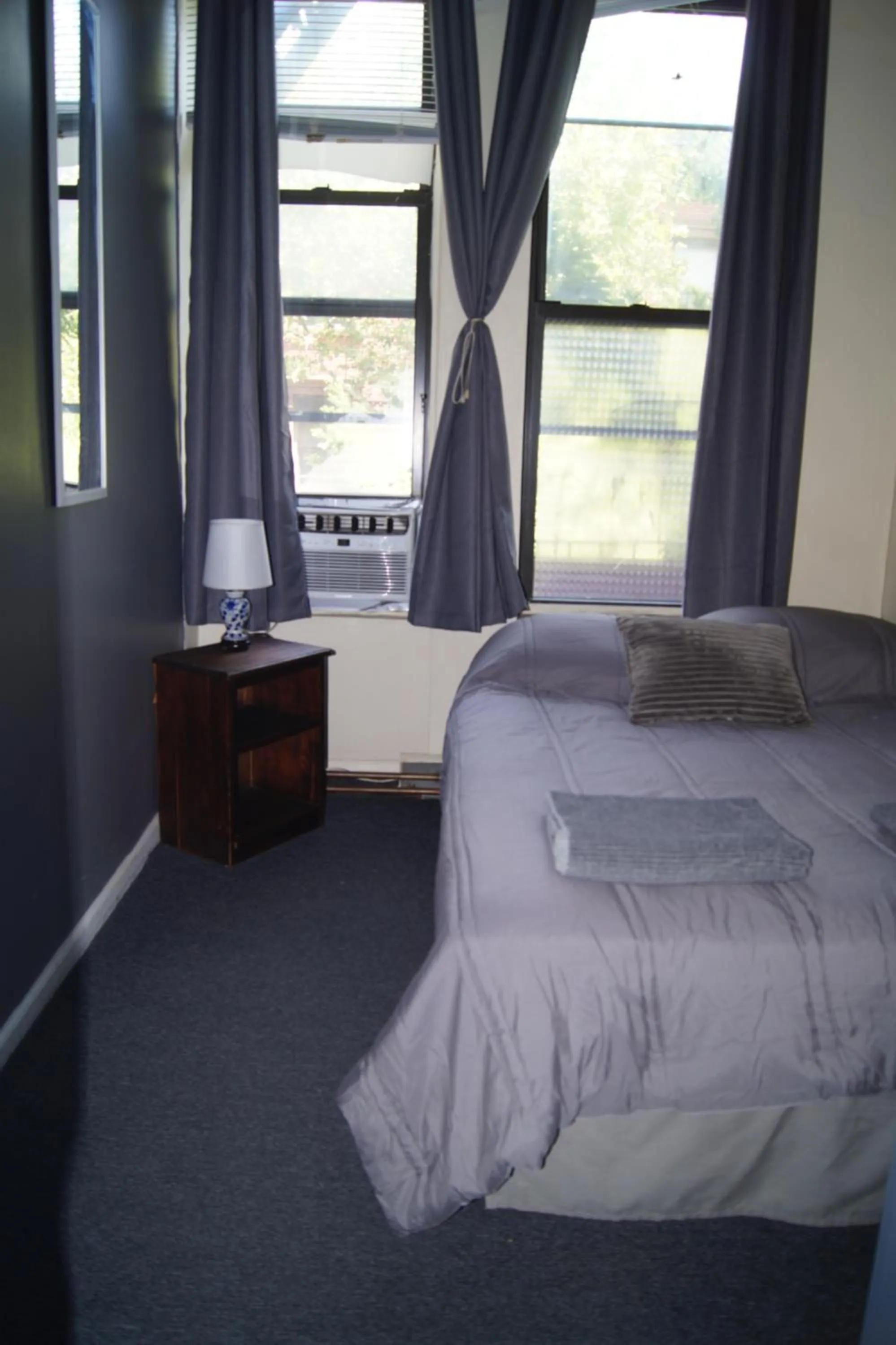 Bed in Macaw Guest House