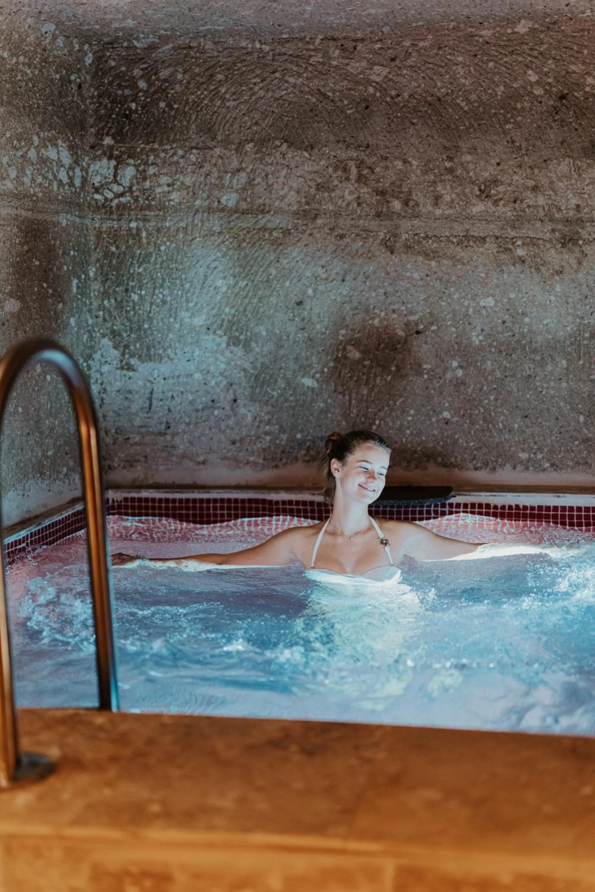 Swimming pool in Angel View Suites