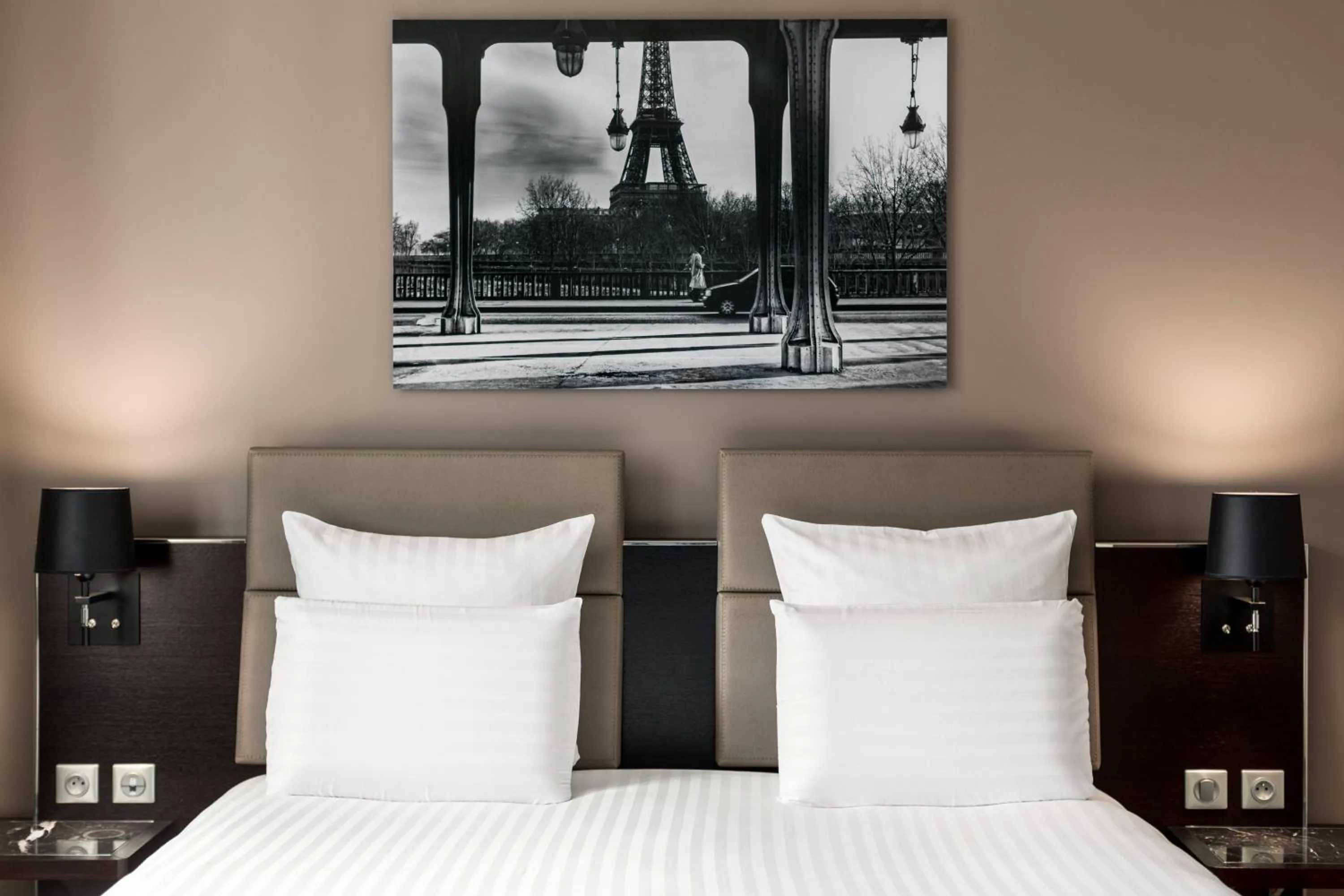 Photo of the whole room, Bed in AC Hotel Paris Porte Maillot by Marriott