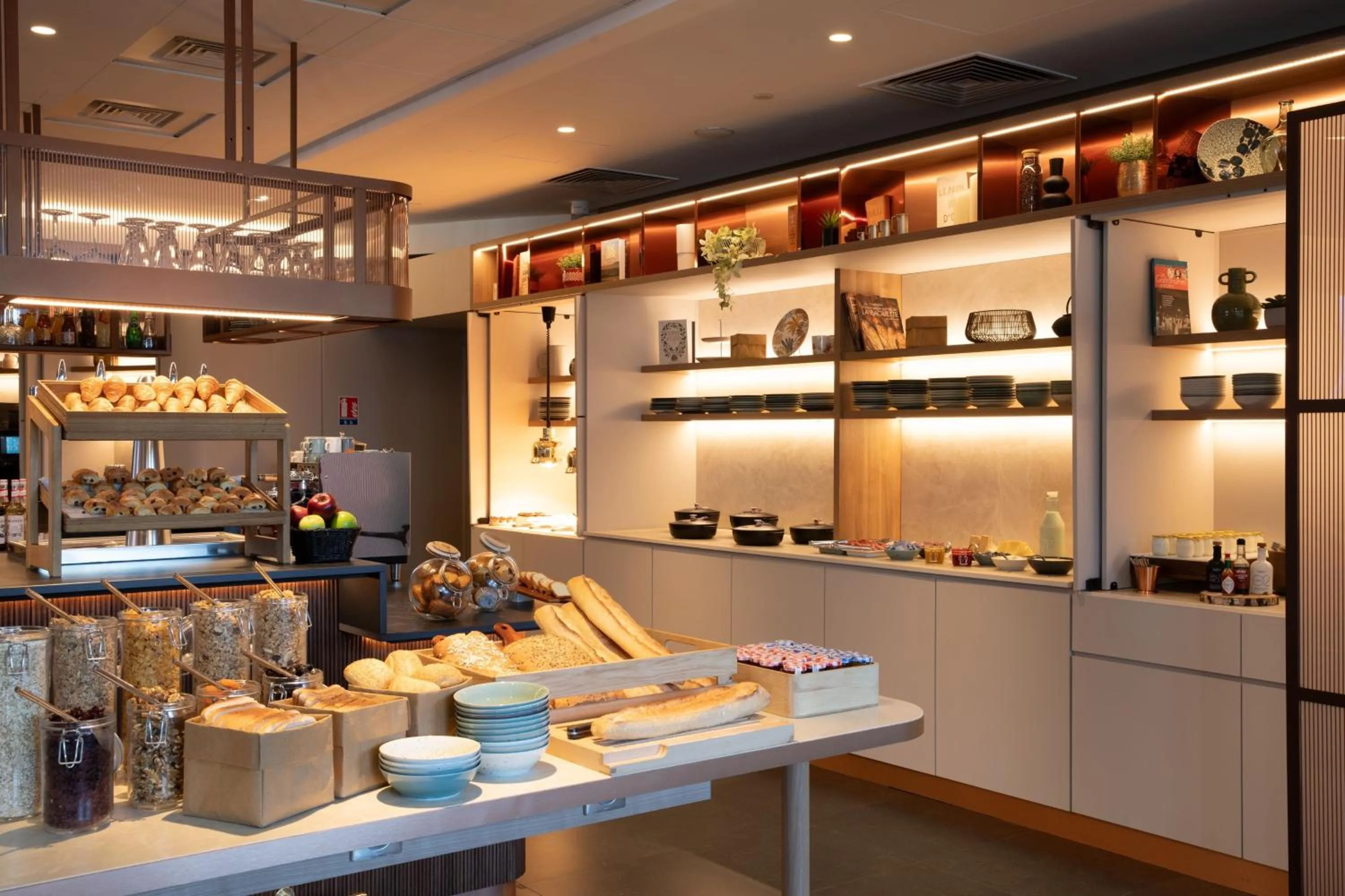 Breakfast in AC Hotel Paris Porte Maillot by Marriott