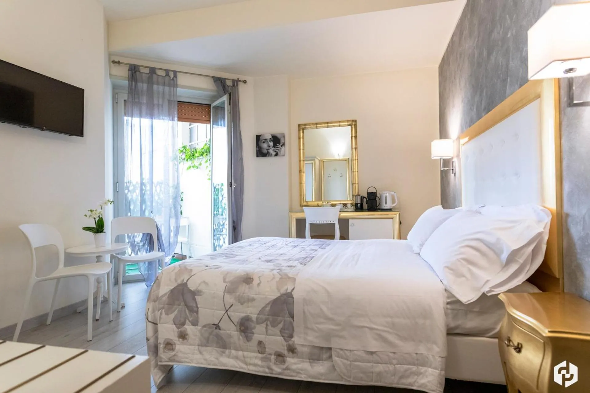 Bedroom, Bed in Daydreaming House
