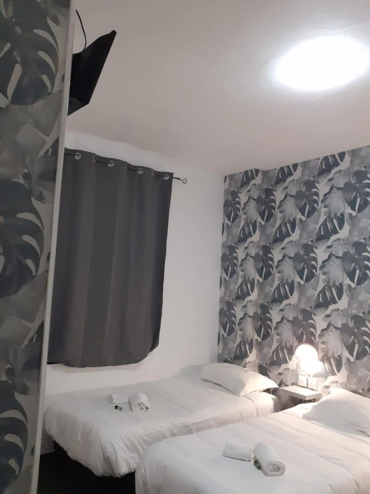 Bed in hôtel le Celtic Montluçon