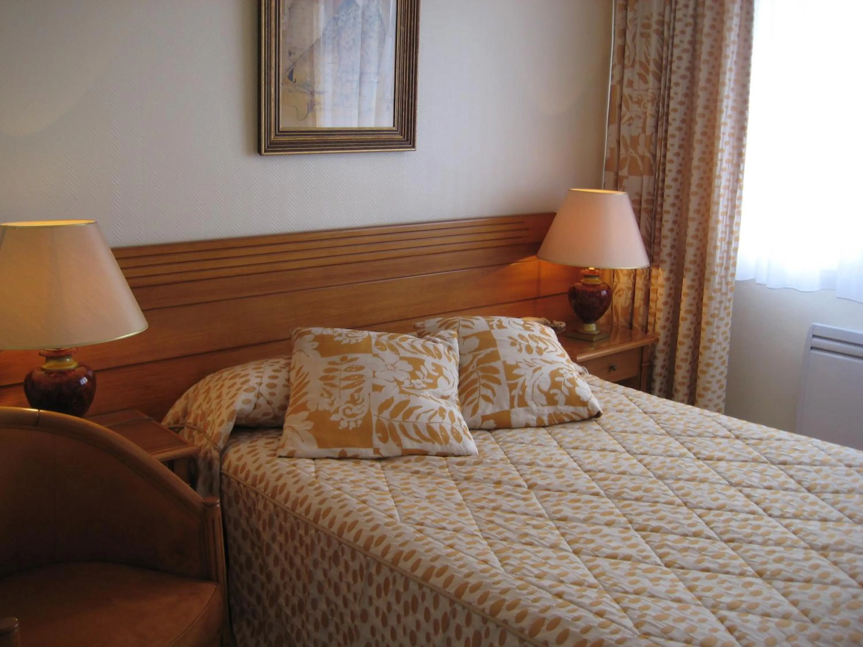 Bed in Hotel Bellevue de tradition familiale