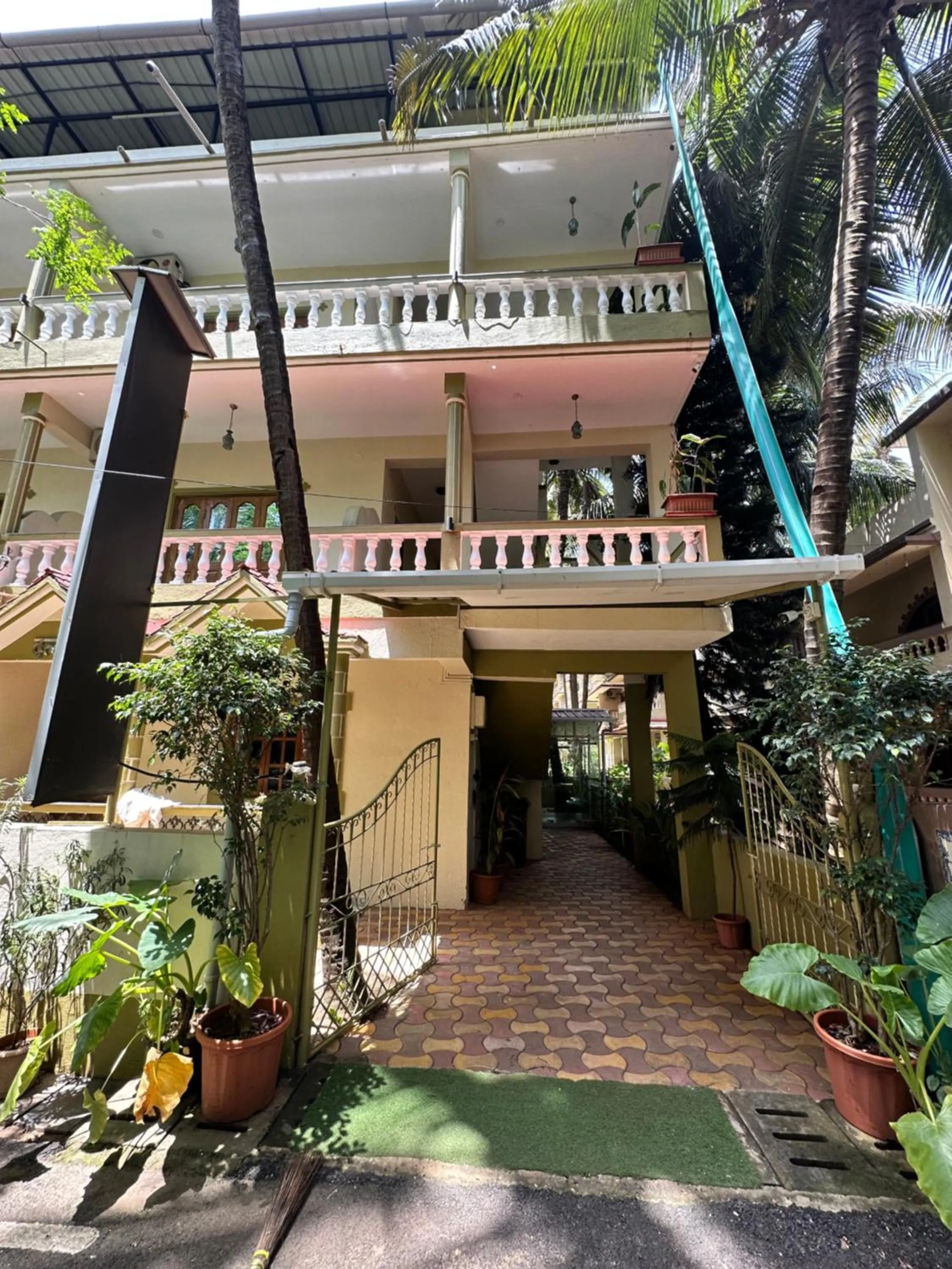 Property building in Hotel Leela Inn Candolim