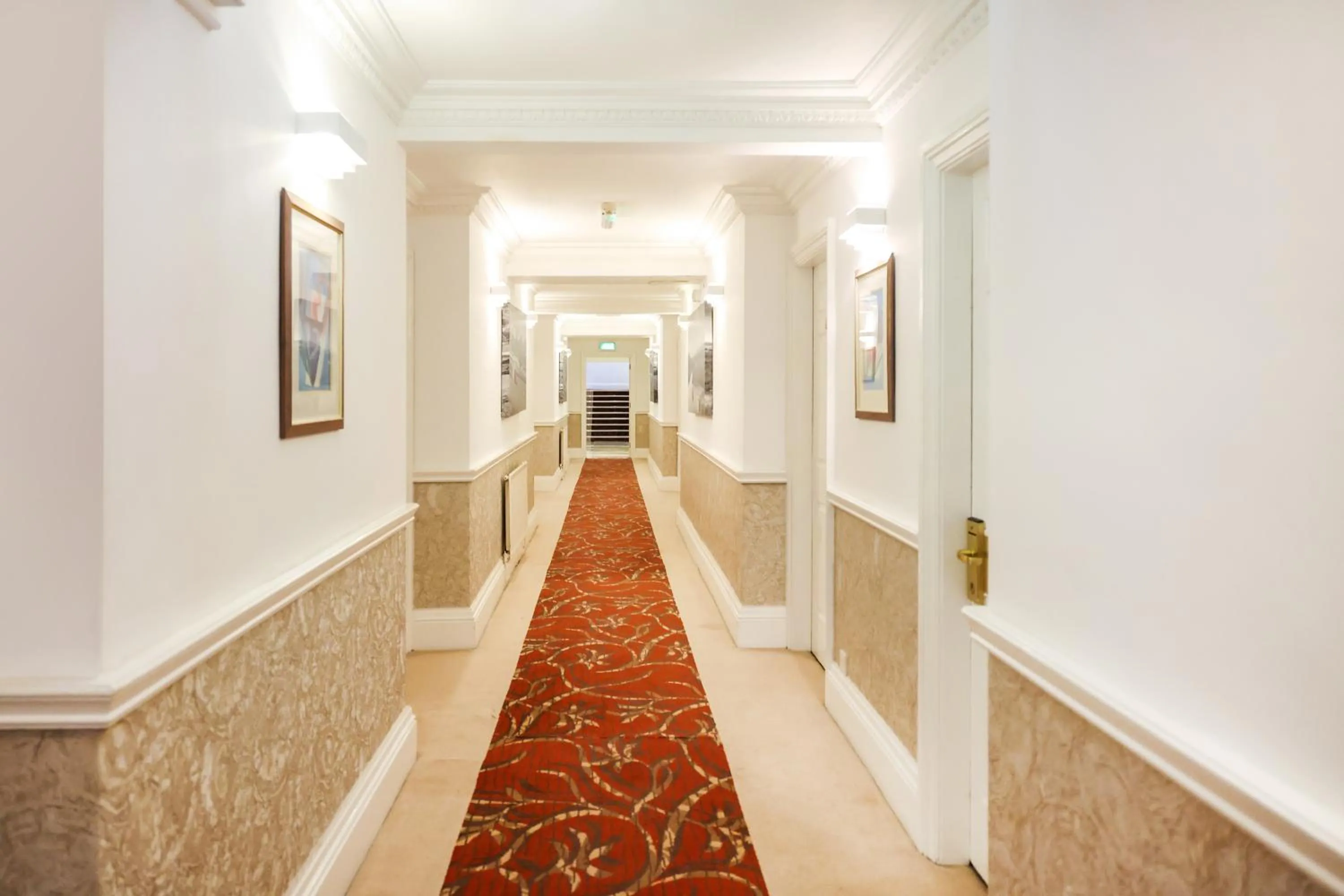 Lobby or reception in OYO Tong Park Hotel