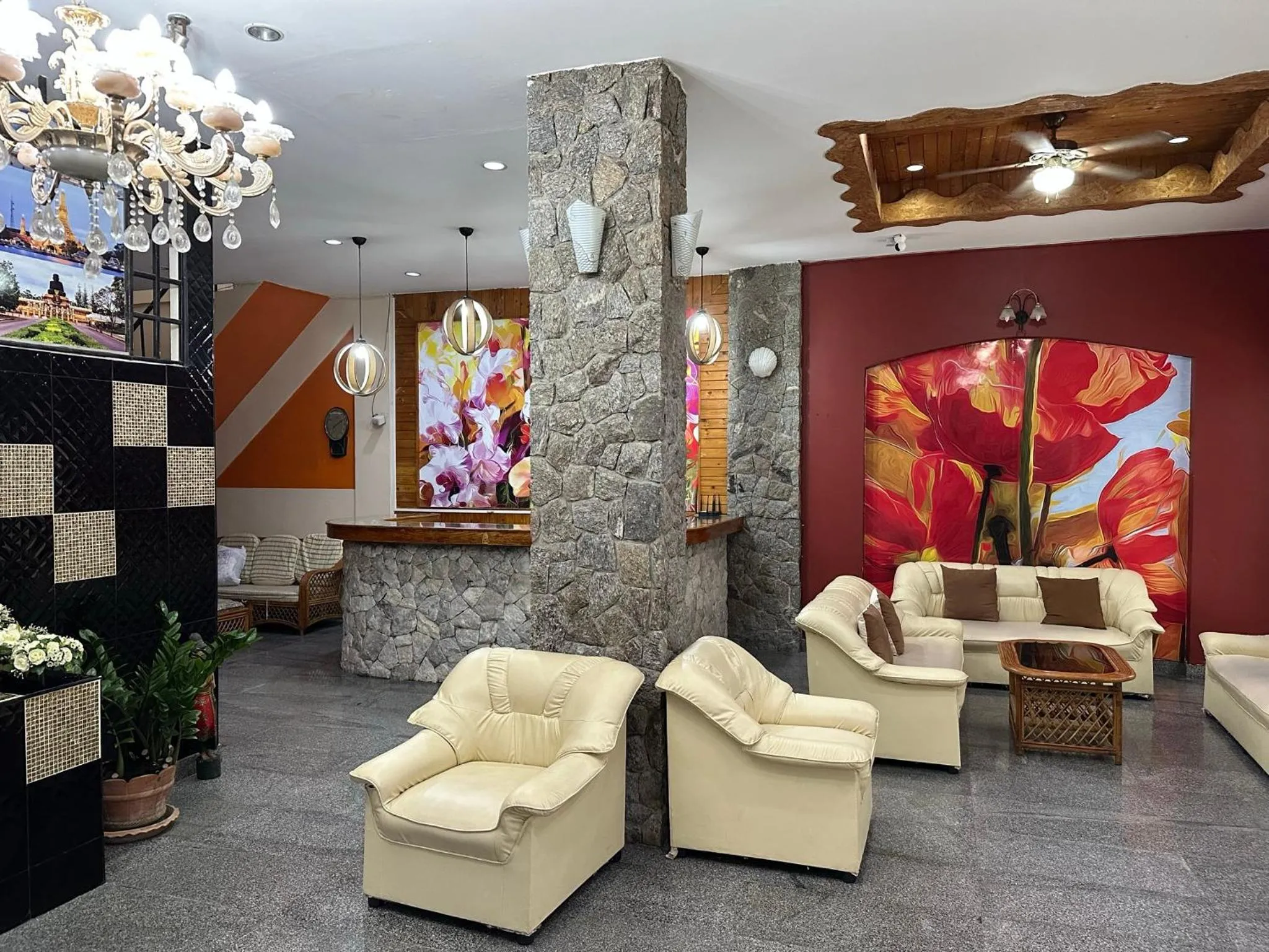 Lobby or reception in Nid Huahin Hotel