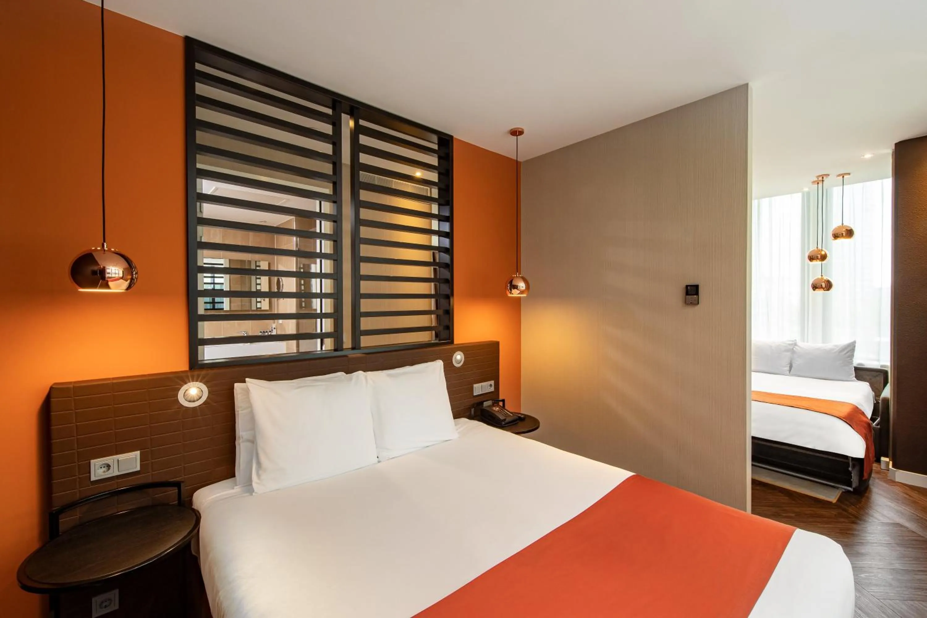 Photo of the whole room, Bed in Holiday Inn Amsterdam - Arena Towers by IHG