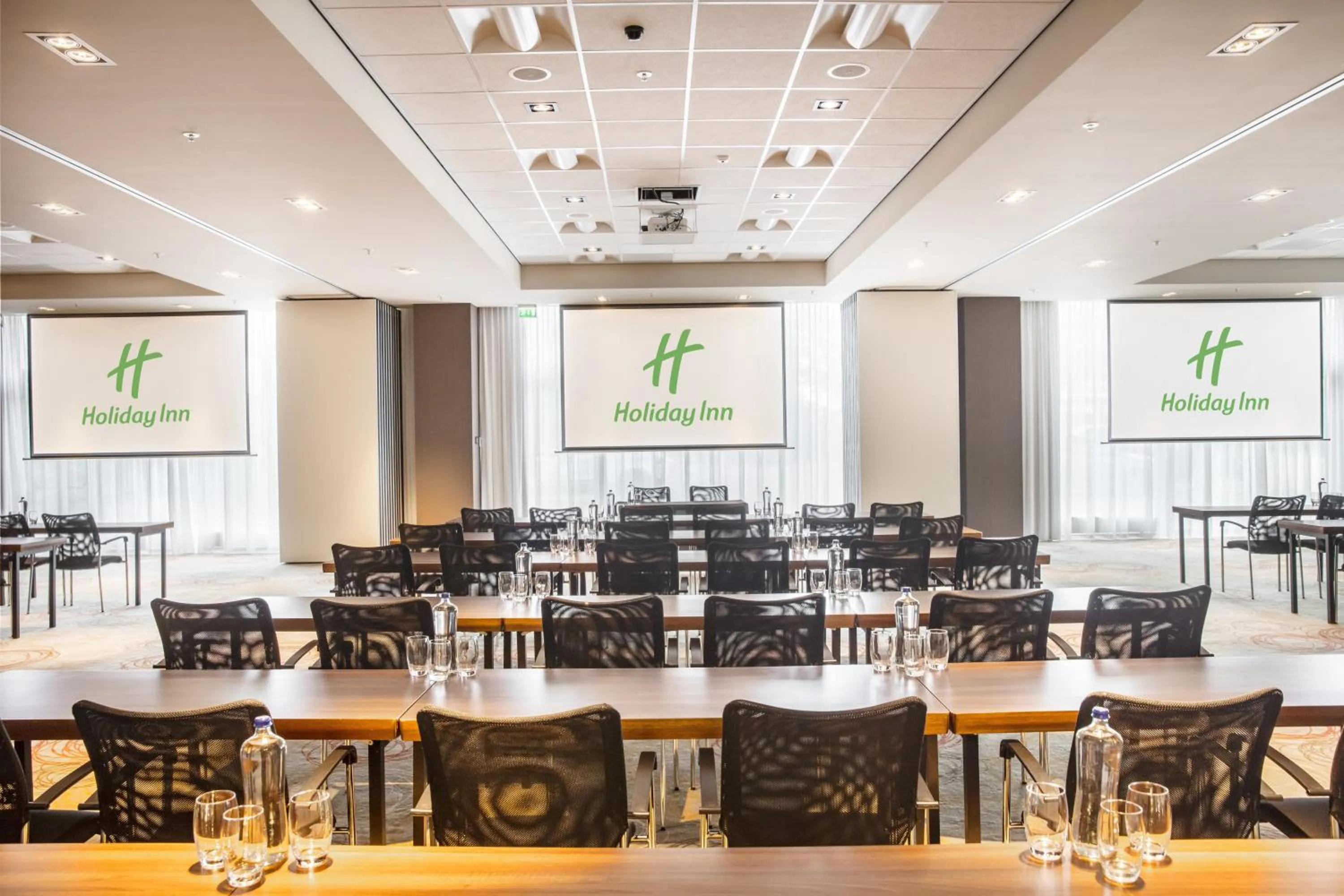 Meeting/conference room in Holiday Inn Amsterdam - Arena Towers by IHG