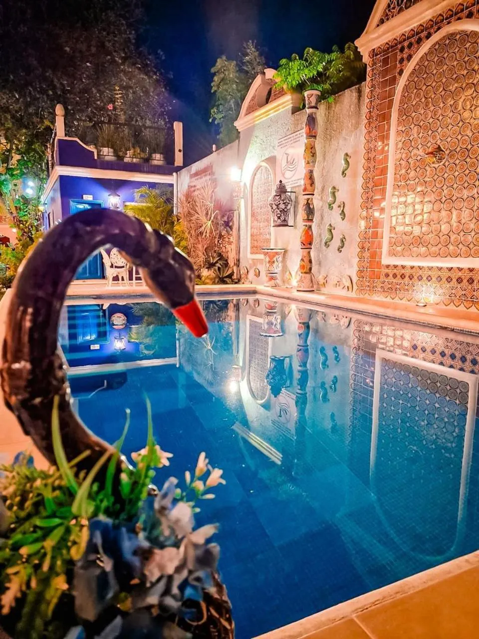 Swimming pool in Palacio Canton Hotel - Valladolid