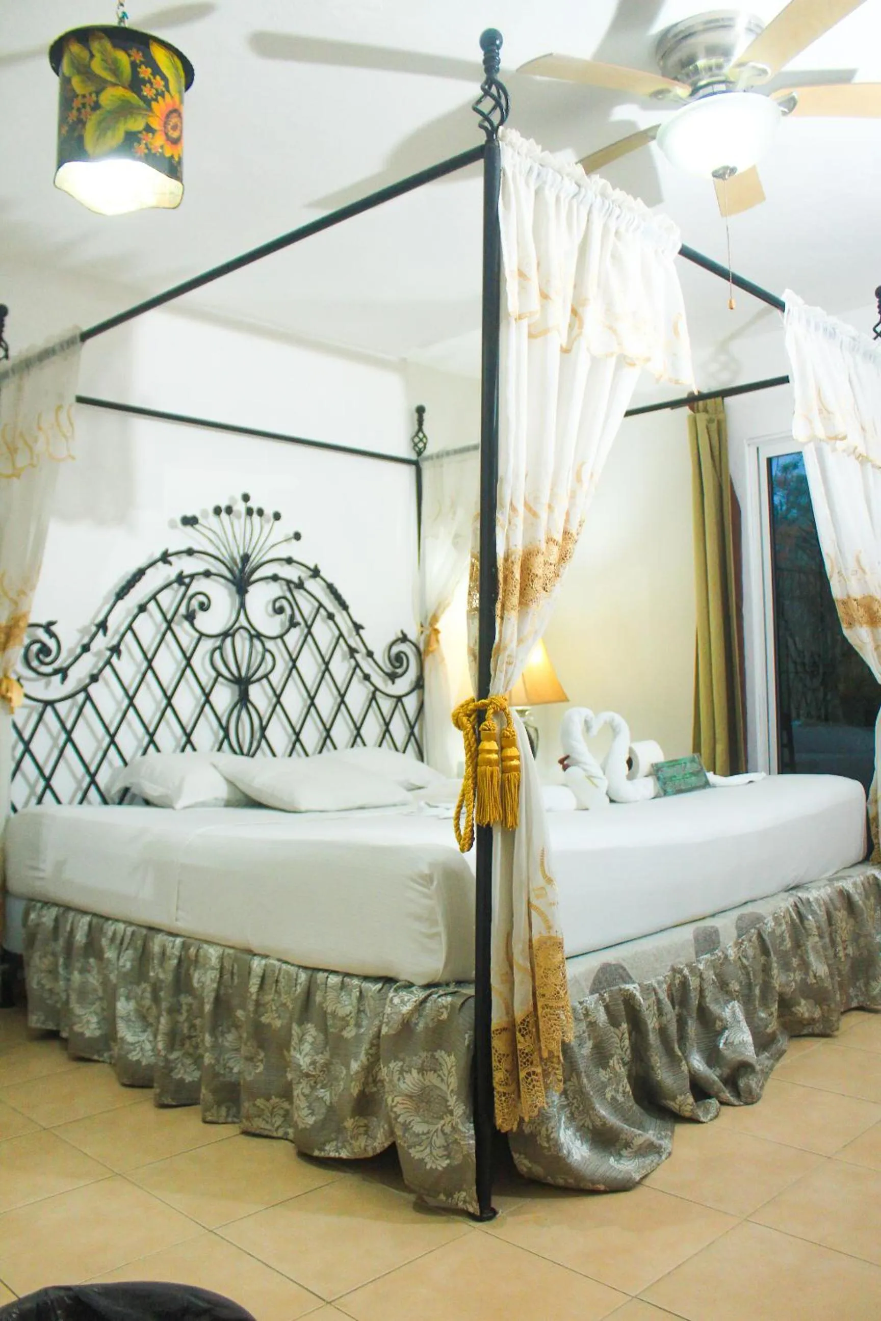 Bed in Palacio Canton Hotel - Valladolid