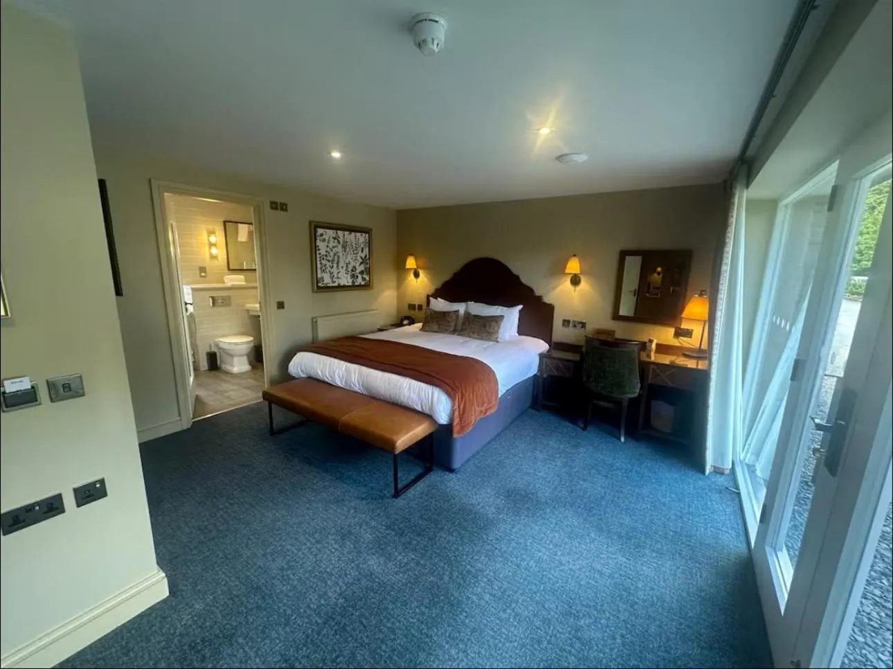 Bed in Bridge House Hotel & Silver Howe View Cottage