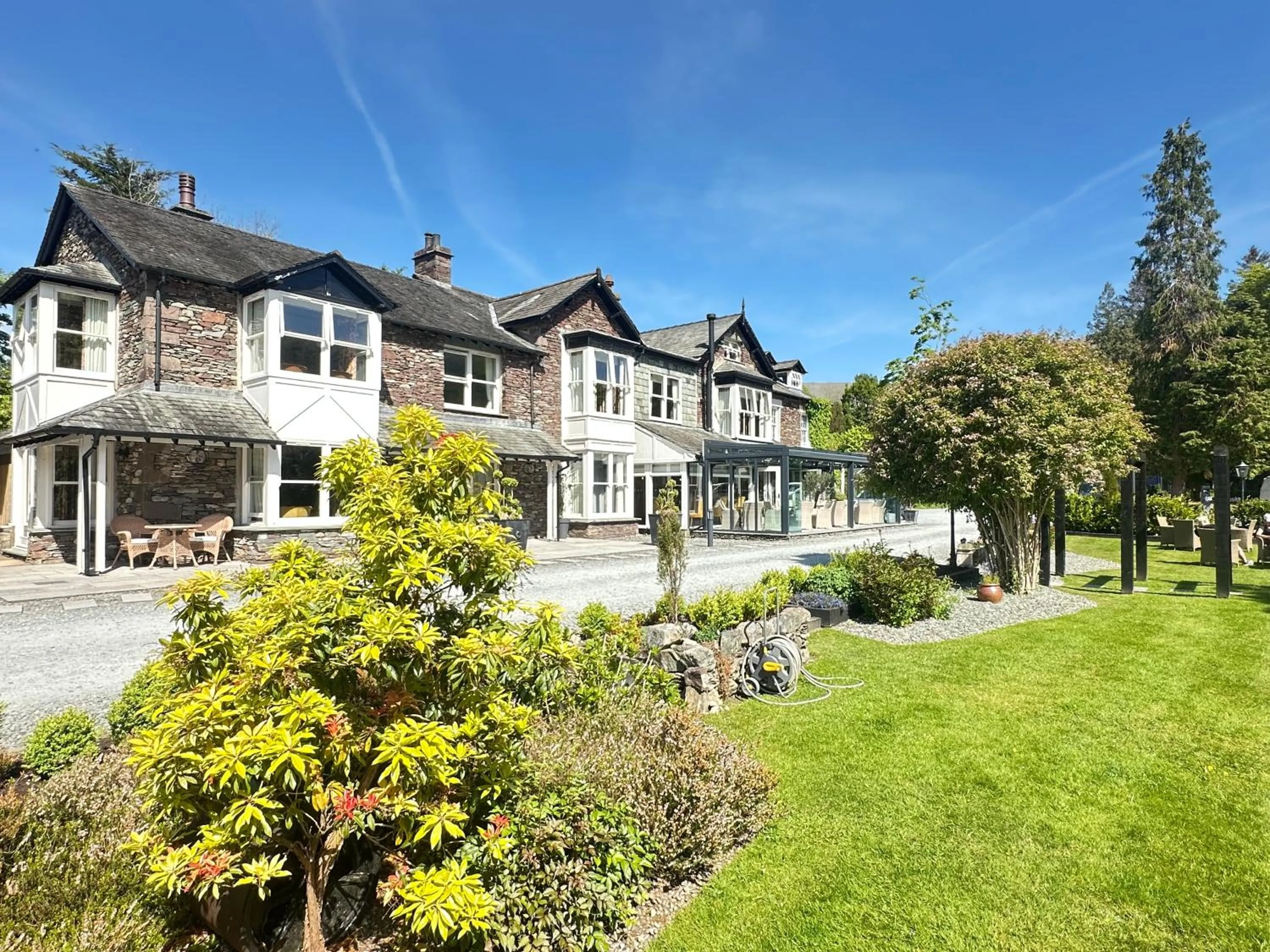 Bridge House Hotel & Silver Howe View Cottage