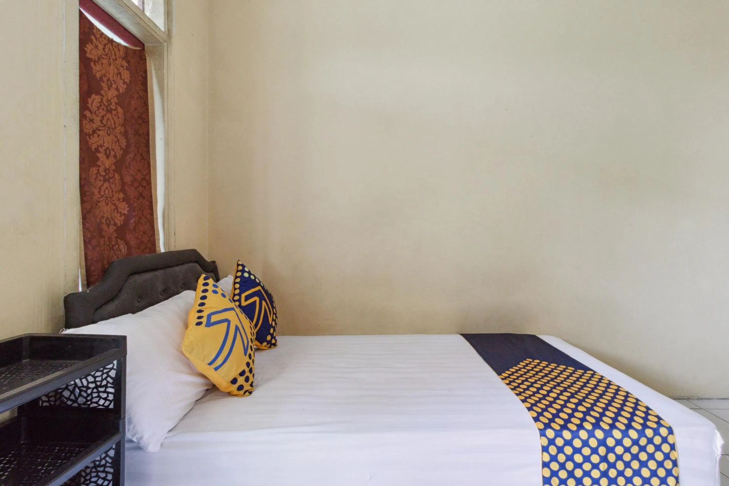 Bedroom, Bed in Hotel O Al Mahira Syariah