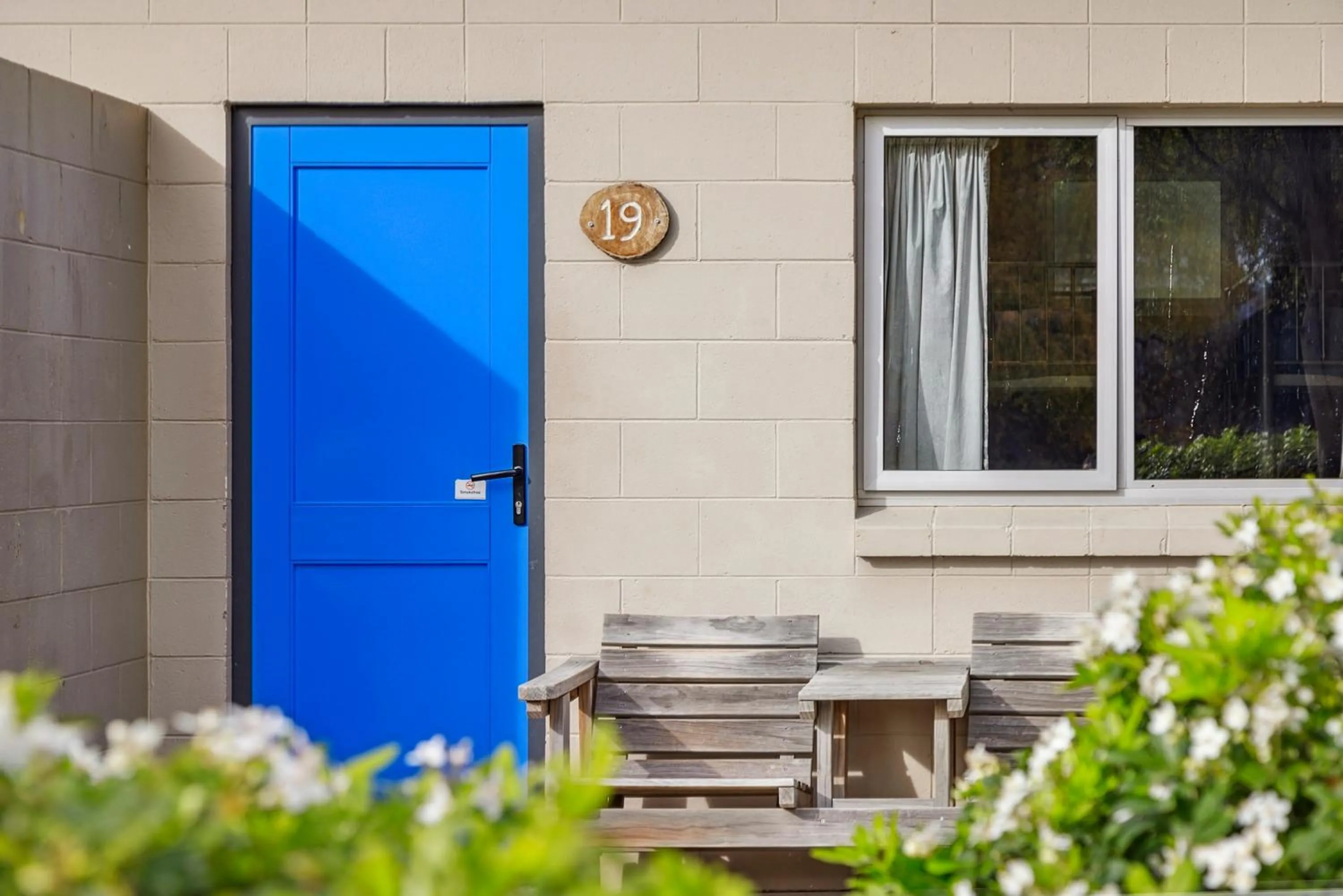 Standard Cabin - No Ensuite - 3 Sets of Bunks in Hampshire Holiday Parks - Wanaka