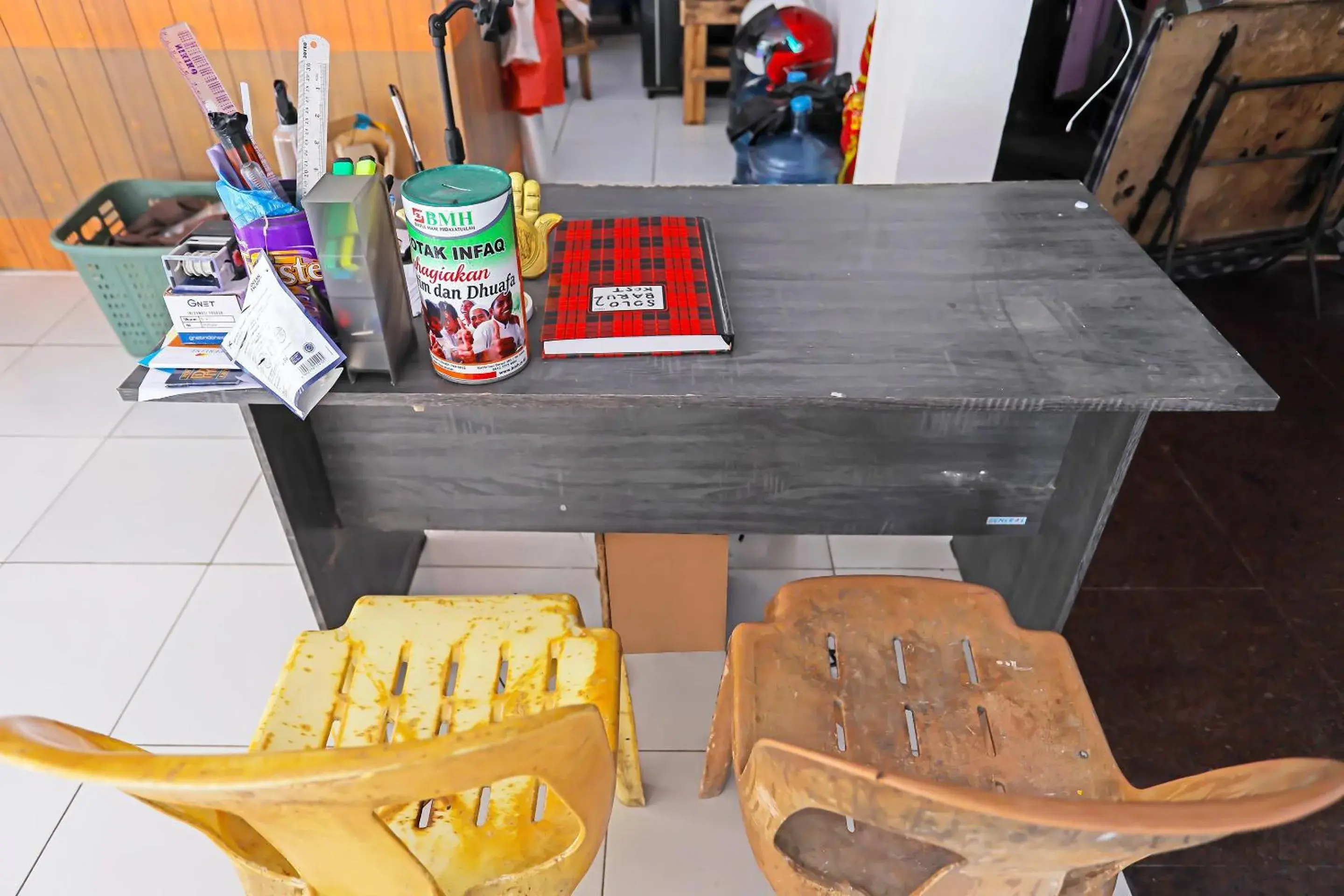 Lobby or reception in Hotel O Paris SyariahNearTempat Makan Pagi Sore Nohil Lobby or reception in Hotel O Paris SyariahNearTempat Makan Pagi Sore Nohil