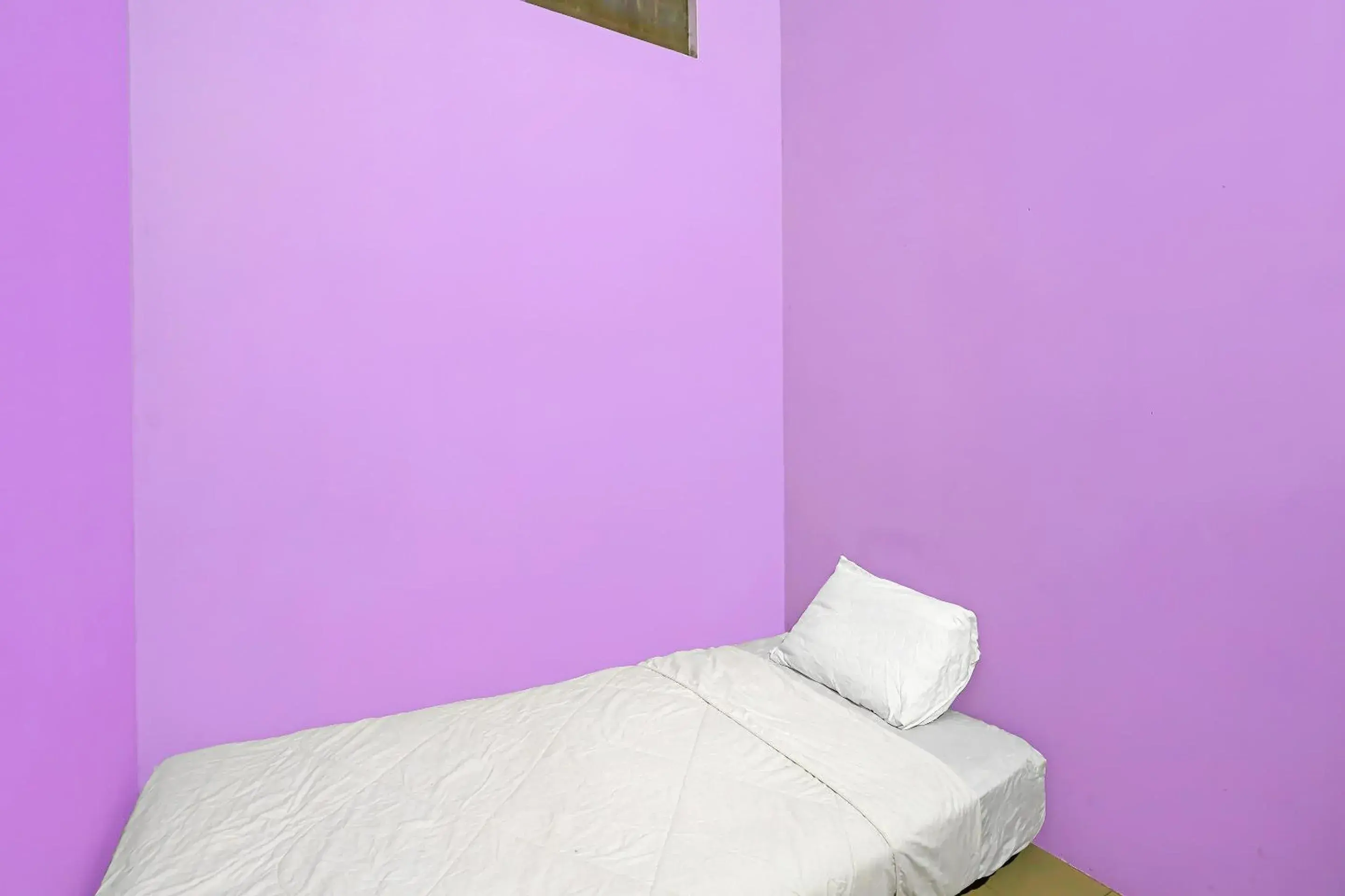 Bedroom, Bed in Hotel O Paris SyariahNearTempat Makan Pagi Sore Nohil Bedroom, Bed in Hotel O Paris SyariahNearTempat Makan Pagi Sore Nohil