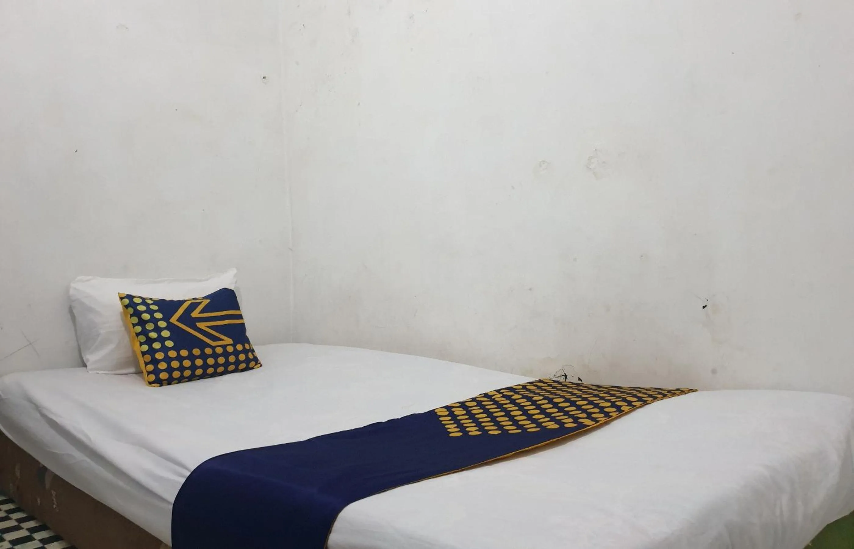 Bedroom, Bed in OYO Life 92842 Homestay Balearjosari