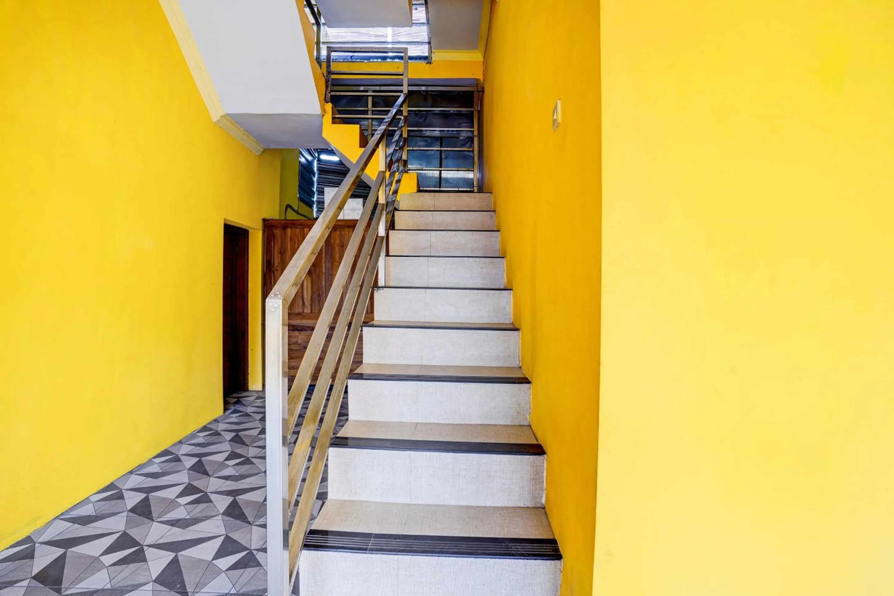 Lobby or reception in Hotel O Tri D Homestay Syariah