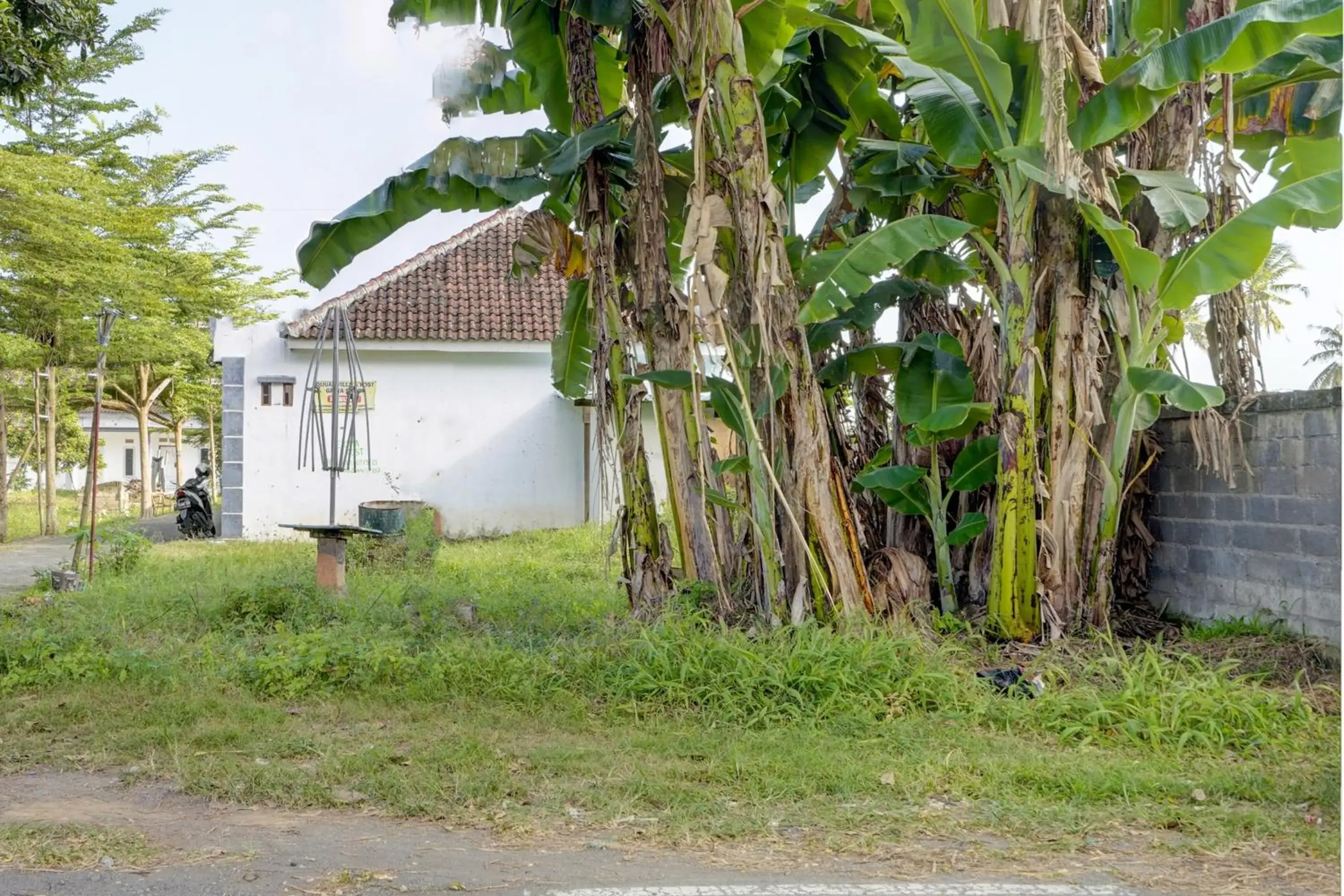 Lobby or reception in Hotel O Griya Sandi Syariah Rogojampi Lobby or reception in Hotel O Griya Sandi Syariah Rogojampi