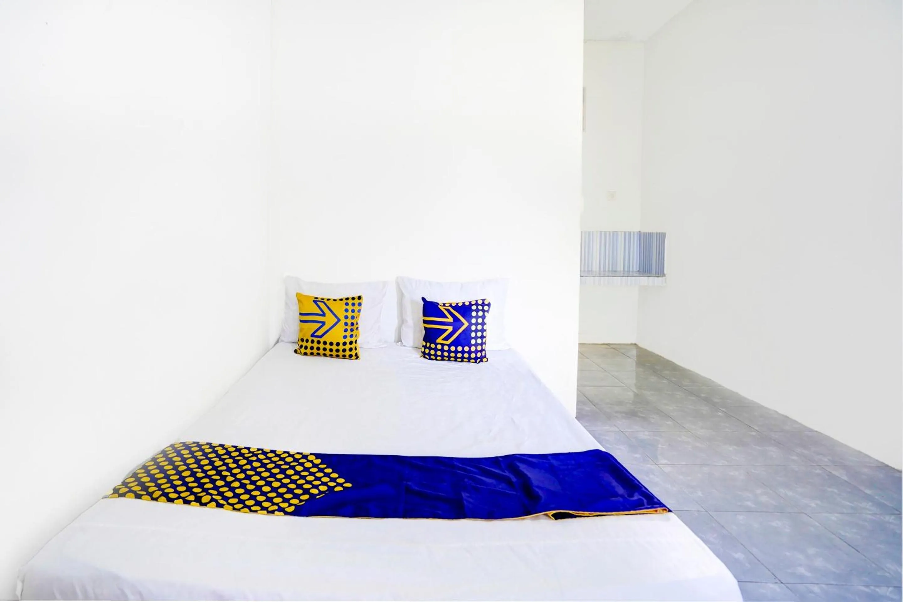 Bedroom, Bed in Hotel O Griya Sandi Syariah Rogojampi