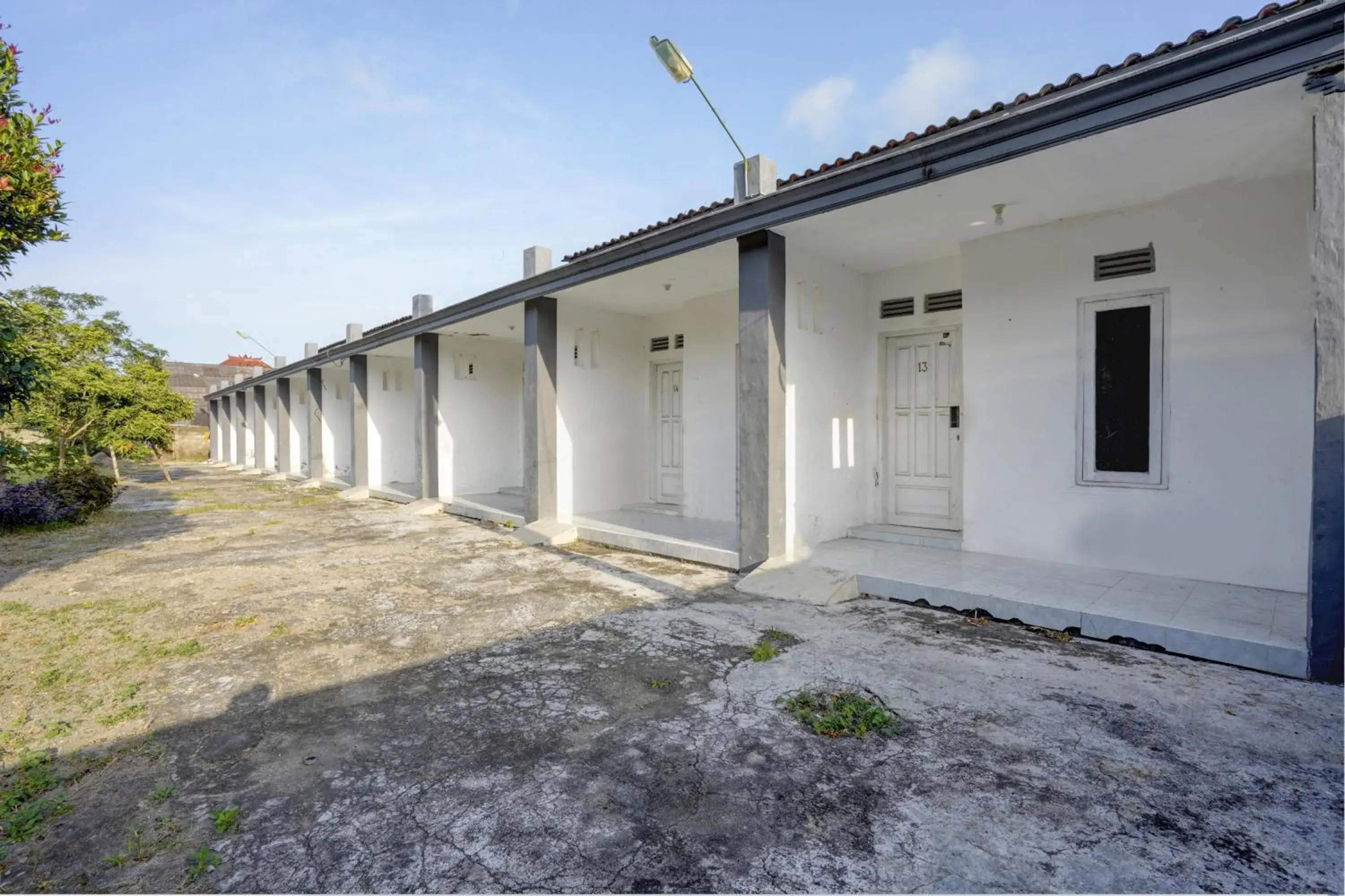 Lobby or reception in Hotel O Griya Sandi Syariah Rogojampi Lobby or reception in Hotel O Griya Sandi Syariah Rogojampi