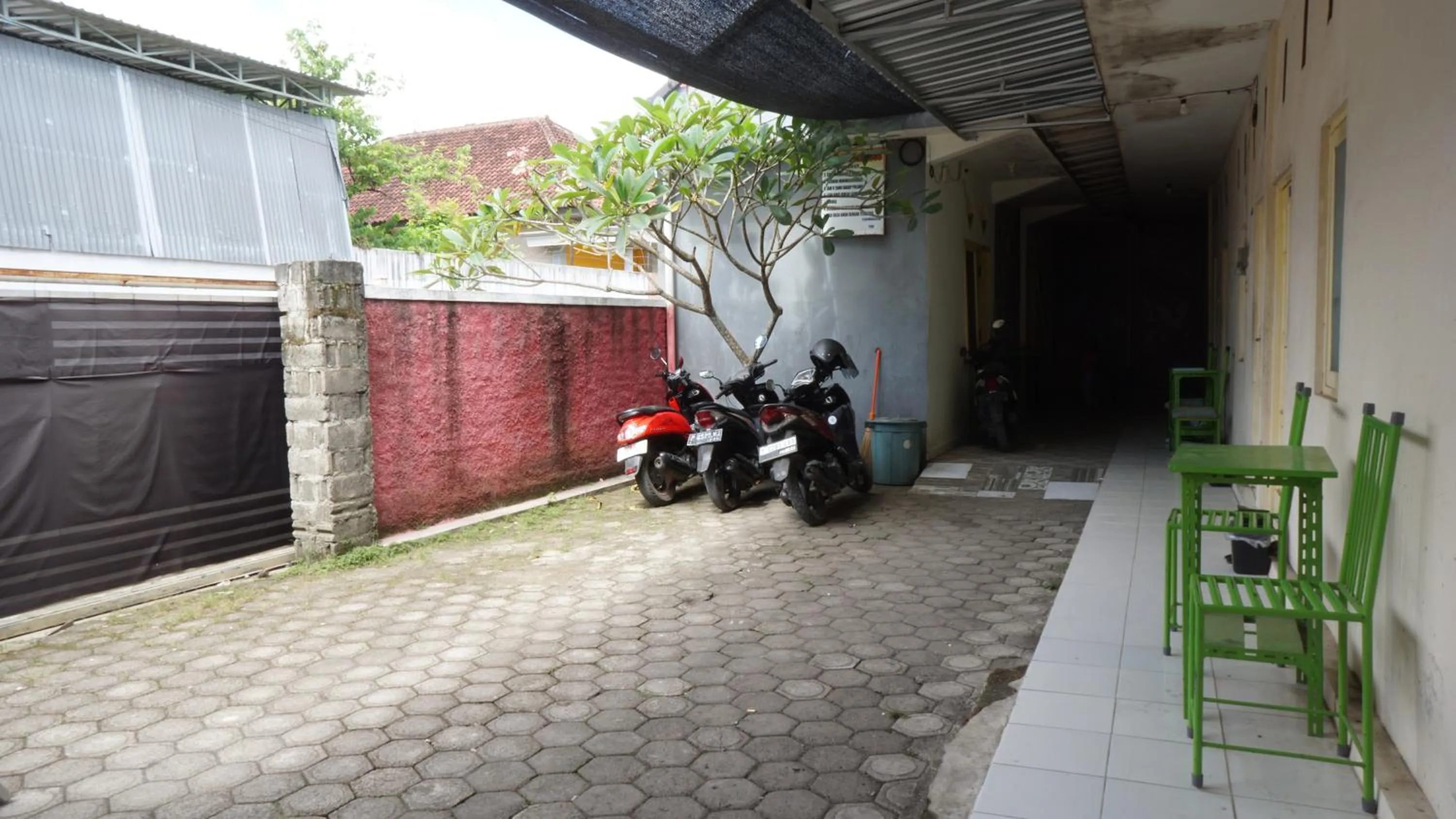 Lobby or reception in Hotel O Hunian 99