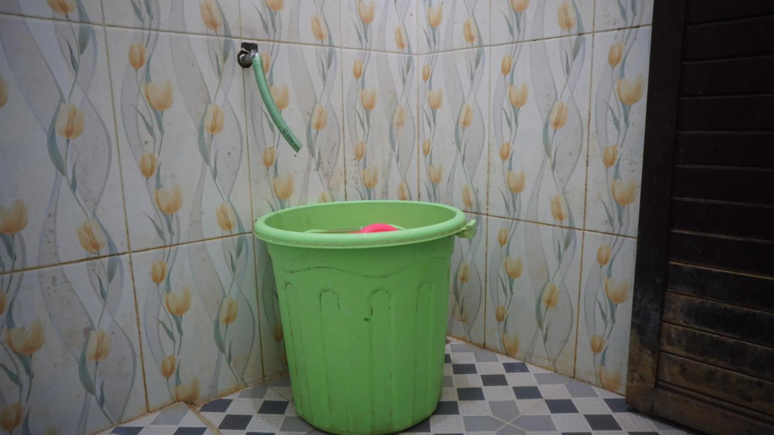 Bathroom in Hotel O Hunian 99