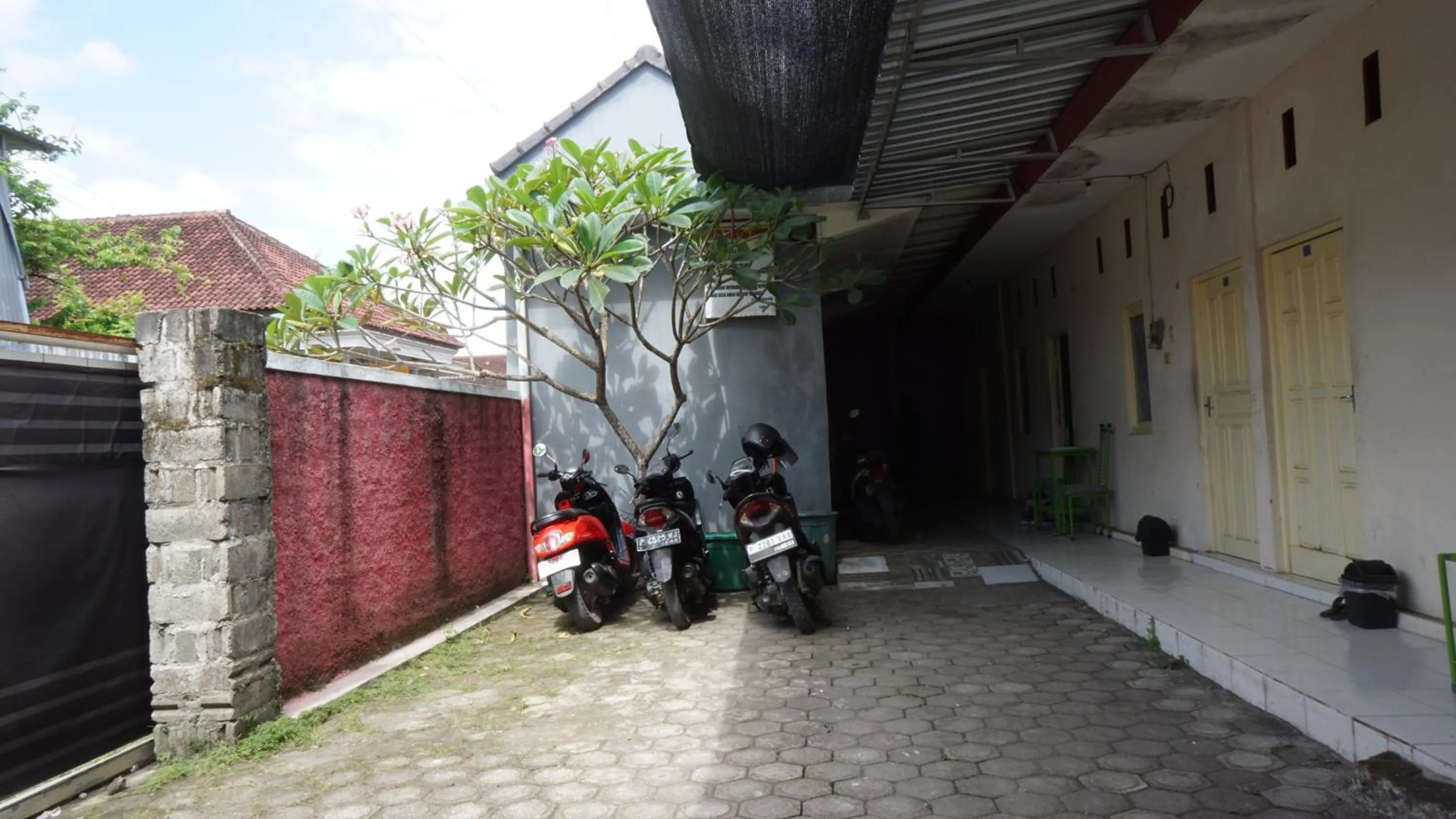 Lobby or reception in Hotel O Hunian 99