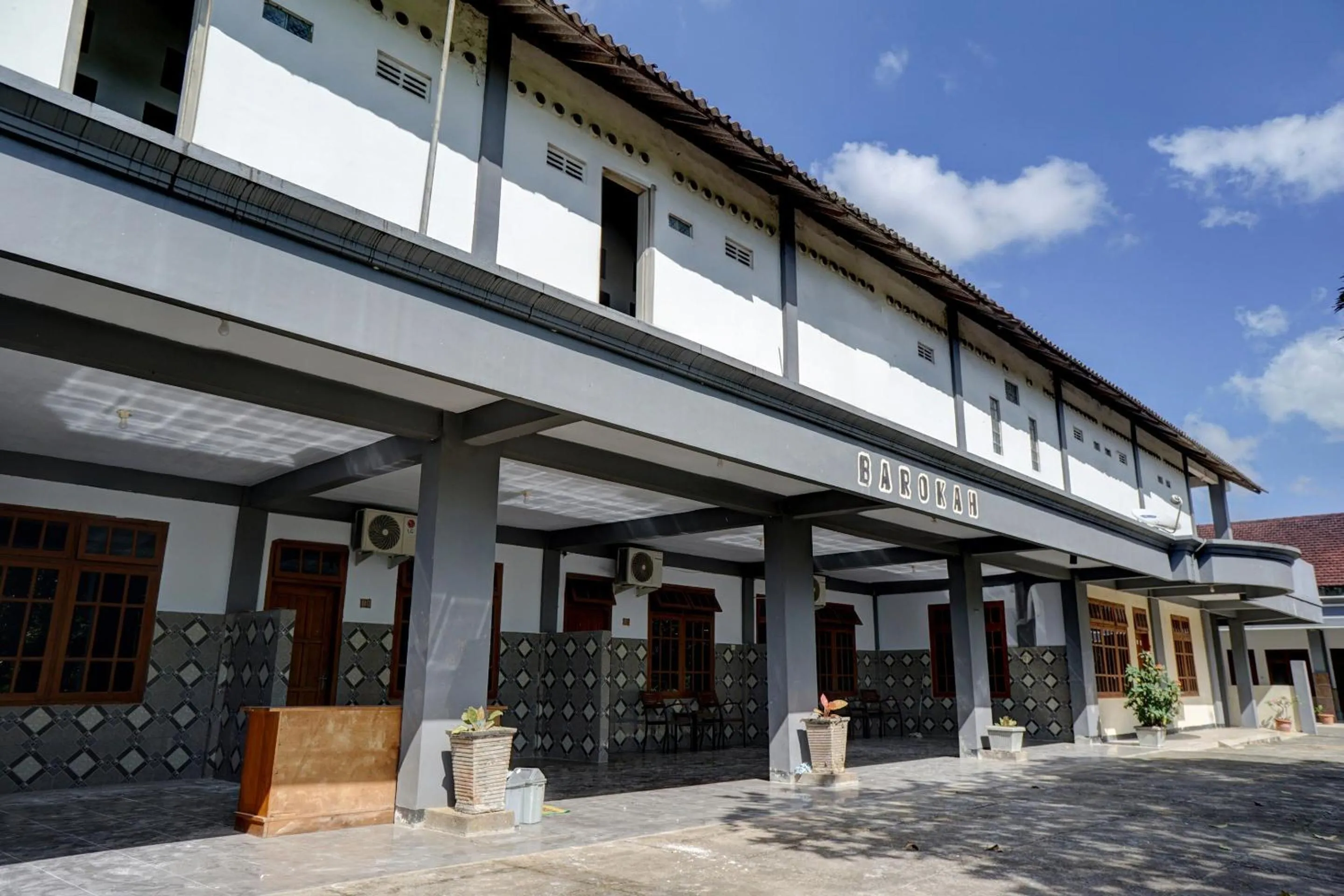 Lobby or reception in Collection O 92868 Nusantara Hotel