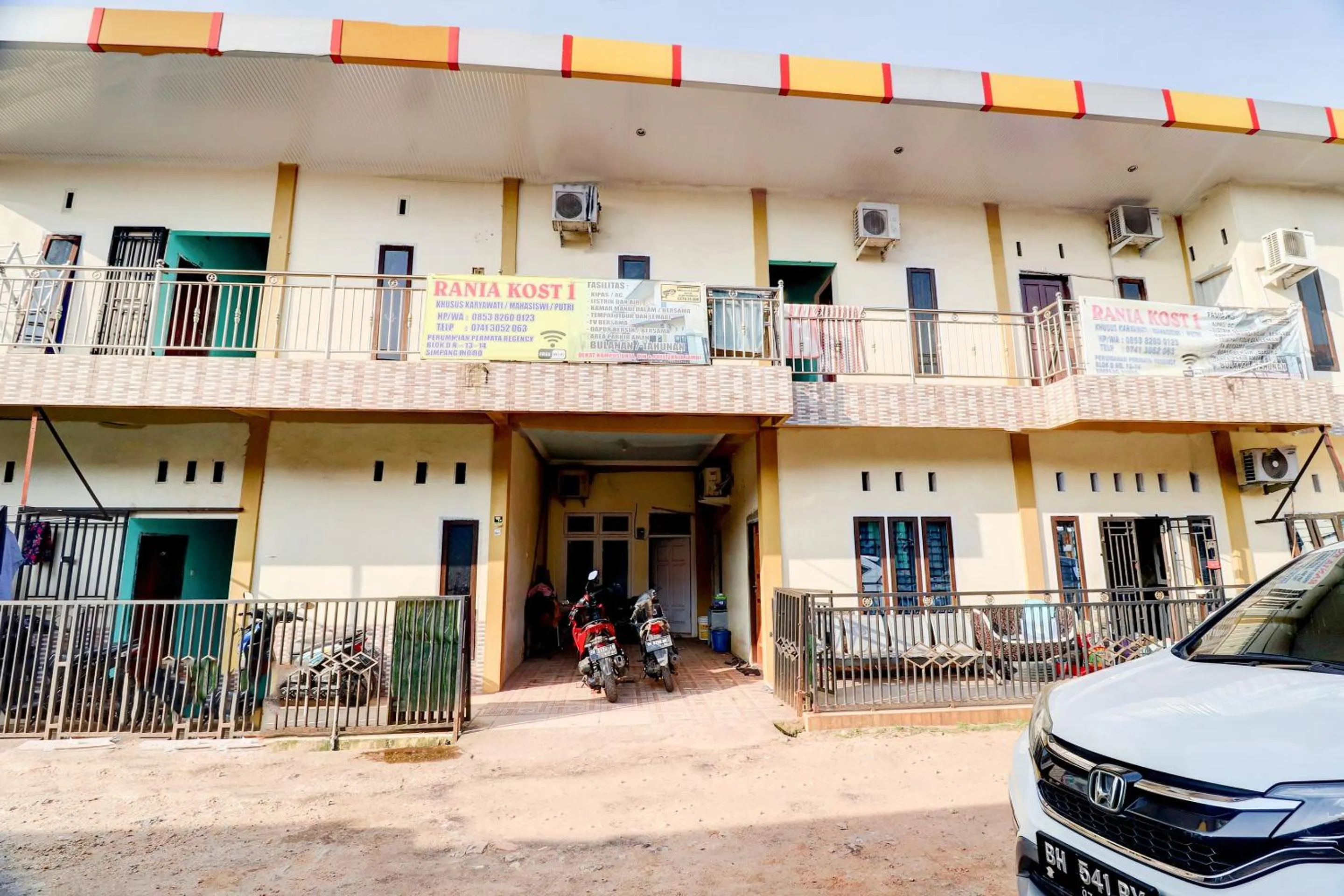 Facade/entrance in Hotel O Rania Kost Simpang Rimbo