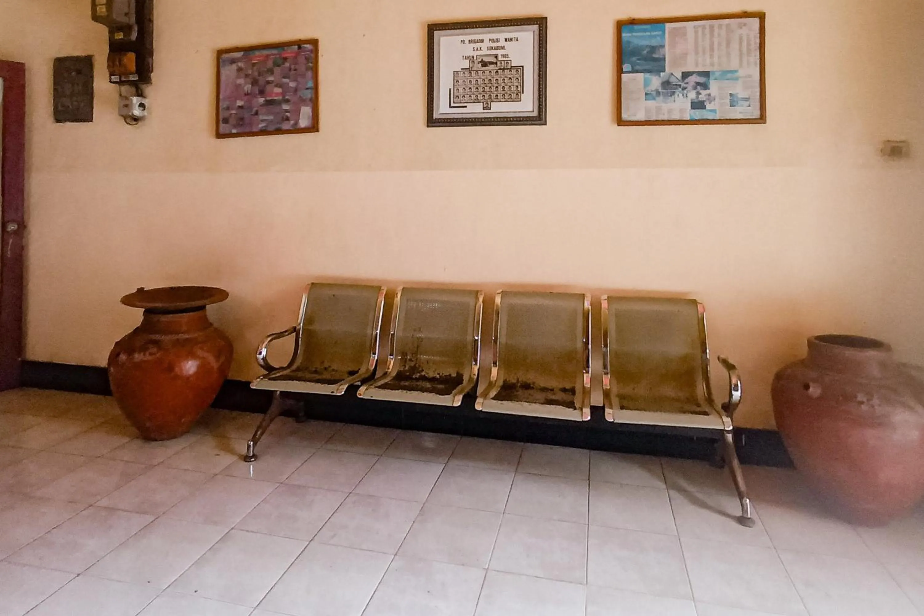 Seating area in Hotel Dienda Hayu