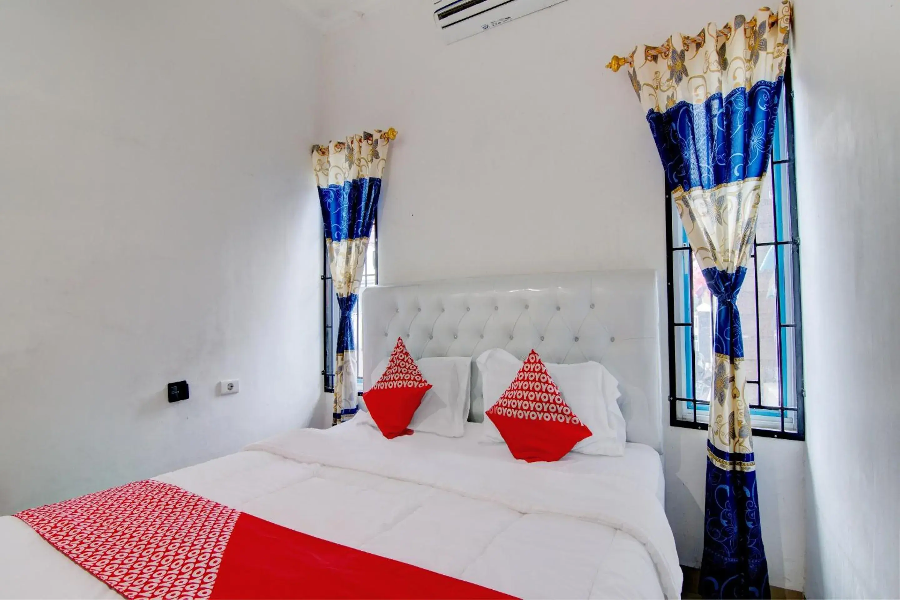 Bedroom, Bed in Hotel O Raya Guest House Syariah Bedroom, Bed in Hotel O Raya Guest House Syariah