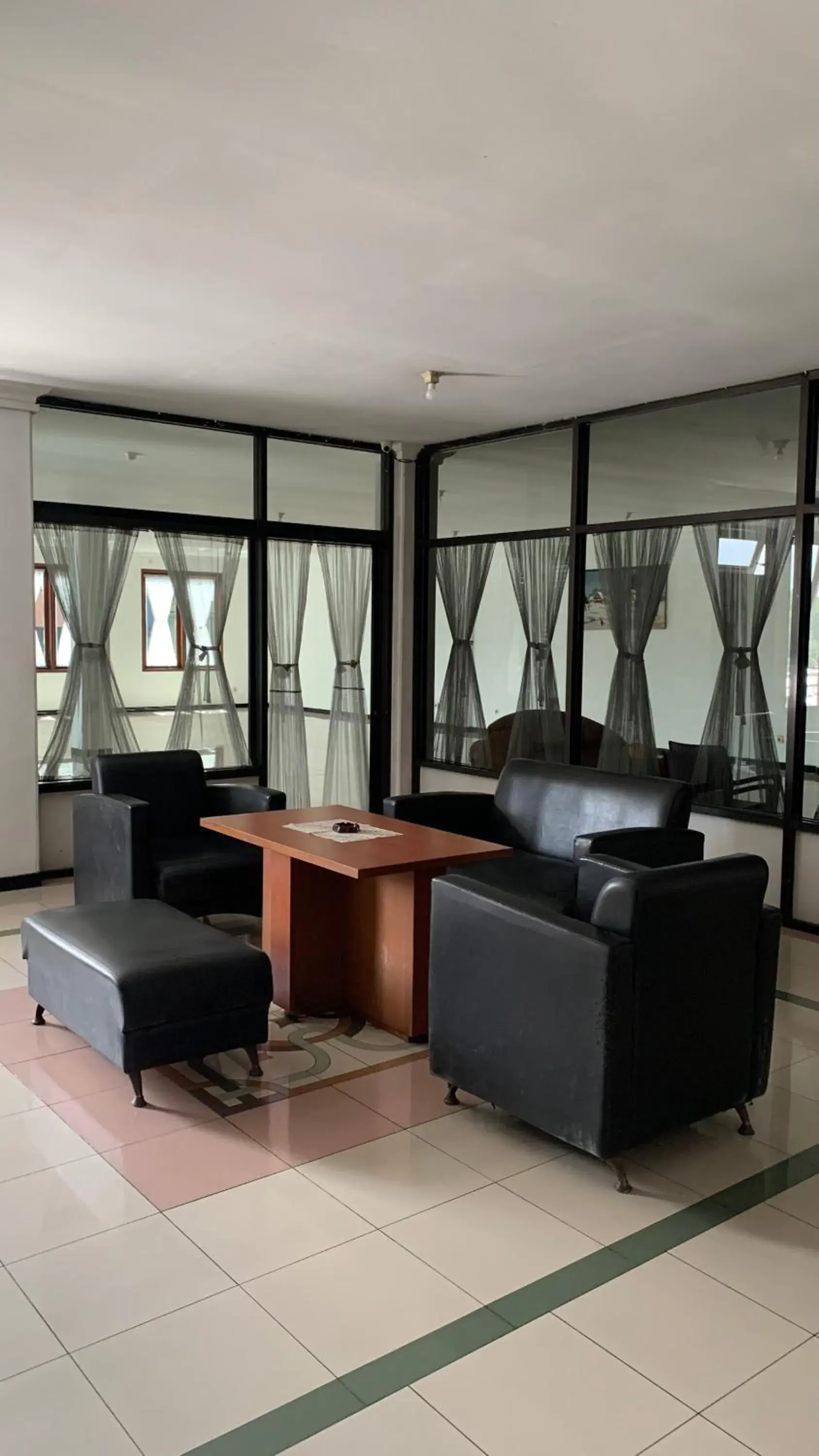 Lobby or reception in Hotel O Guest House Pandita Lobby or reception in Hotel O Guest House Pandita