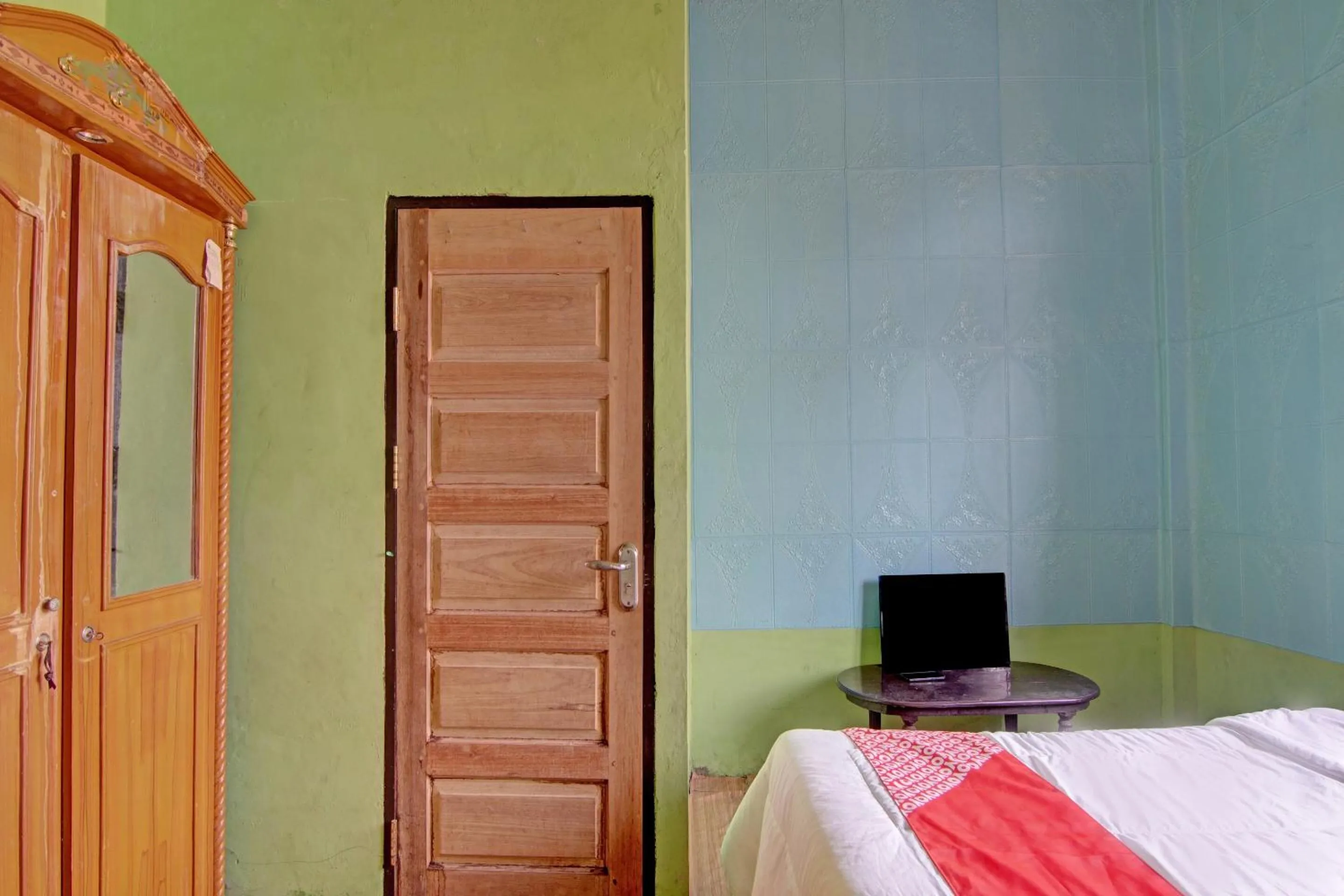 Bedroom, Bed in Hotel O Swakarya Guest House