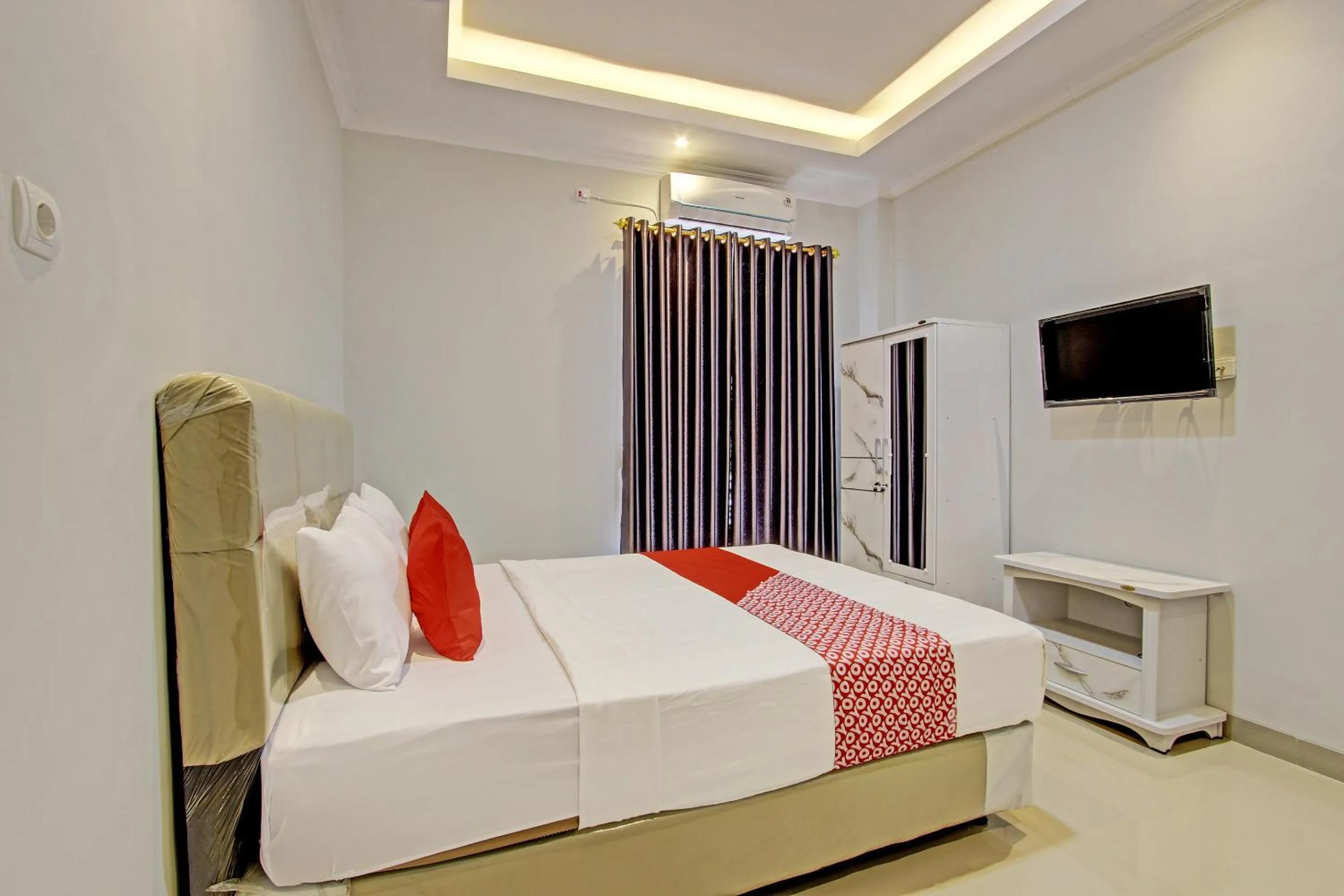 Bedroom in Hotel O Imperial Inn