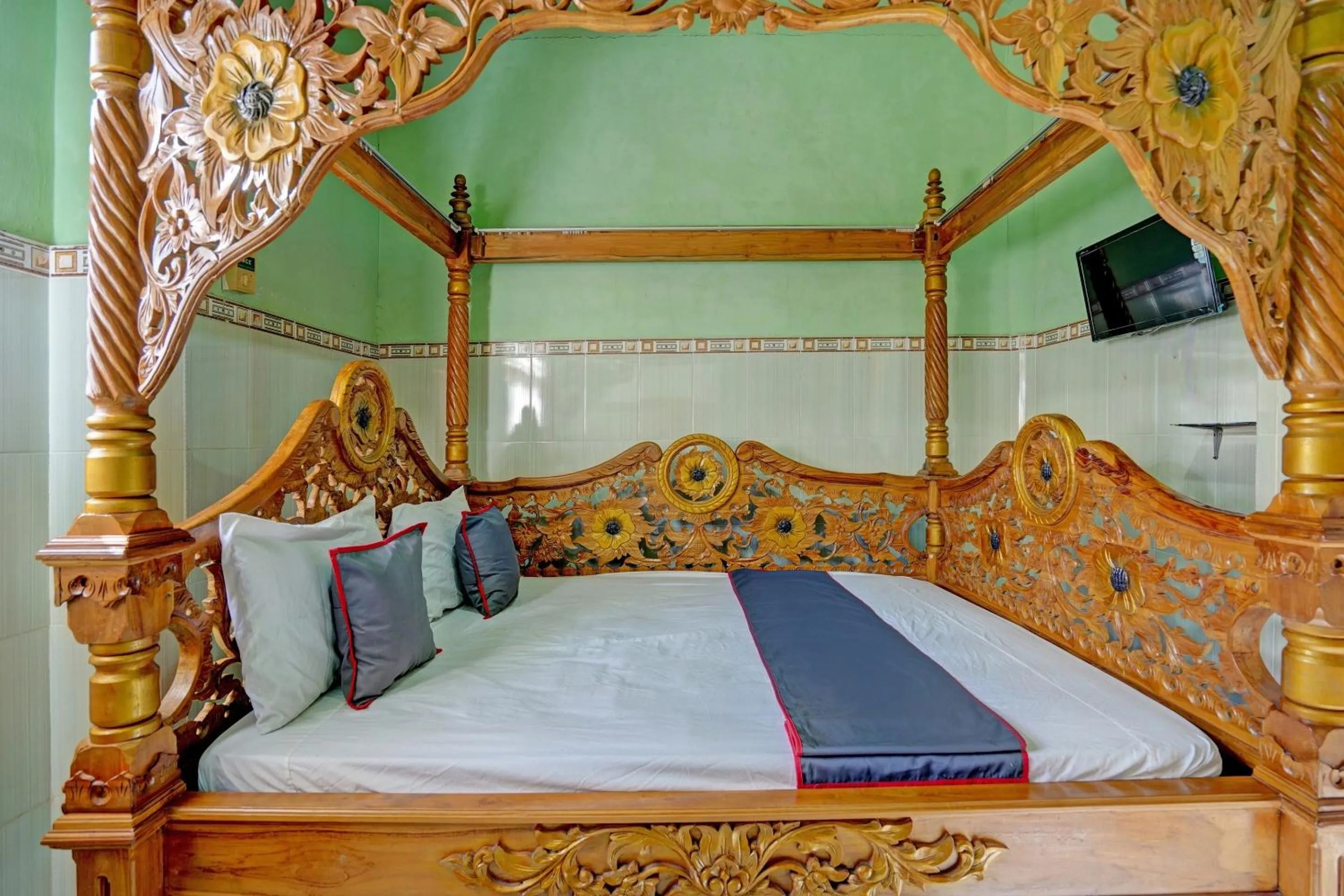 Bedroom, Bed in Collection O 92897 Hotel Intan Near Kantor Syahbandar Bawean