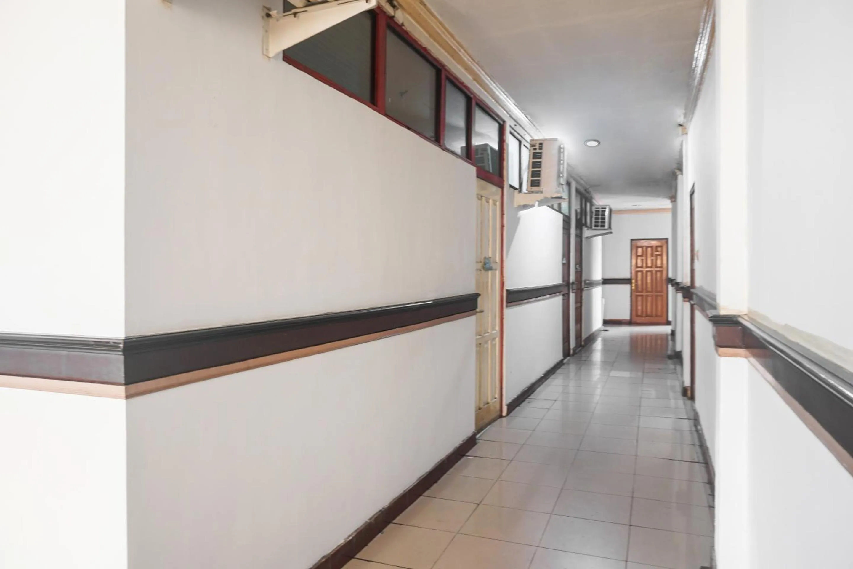 Lobby or reception in Hotel O Losmen Bahalap Syariah MarabahanNearSiring Marabahan (Ulek Barito)