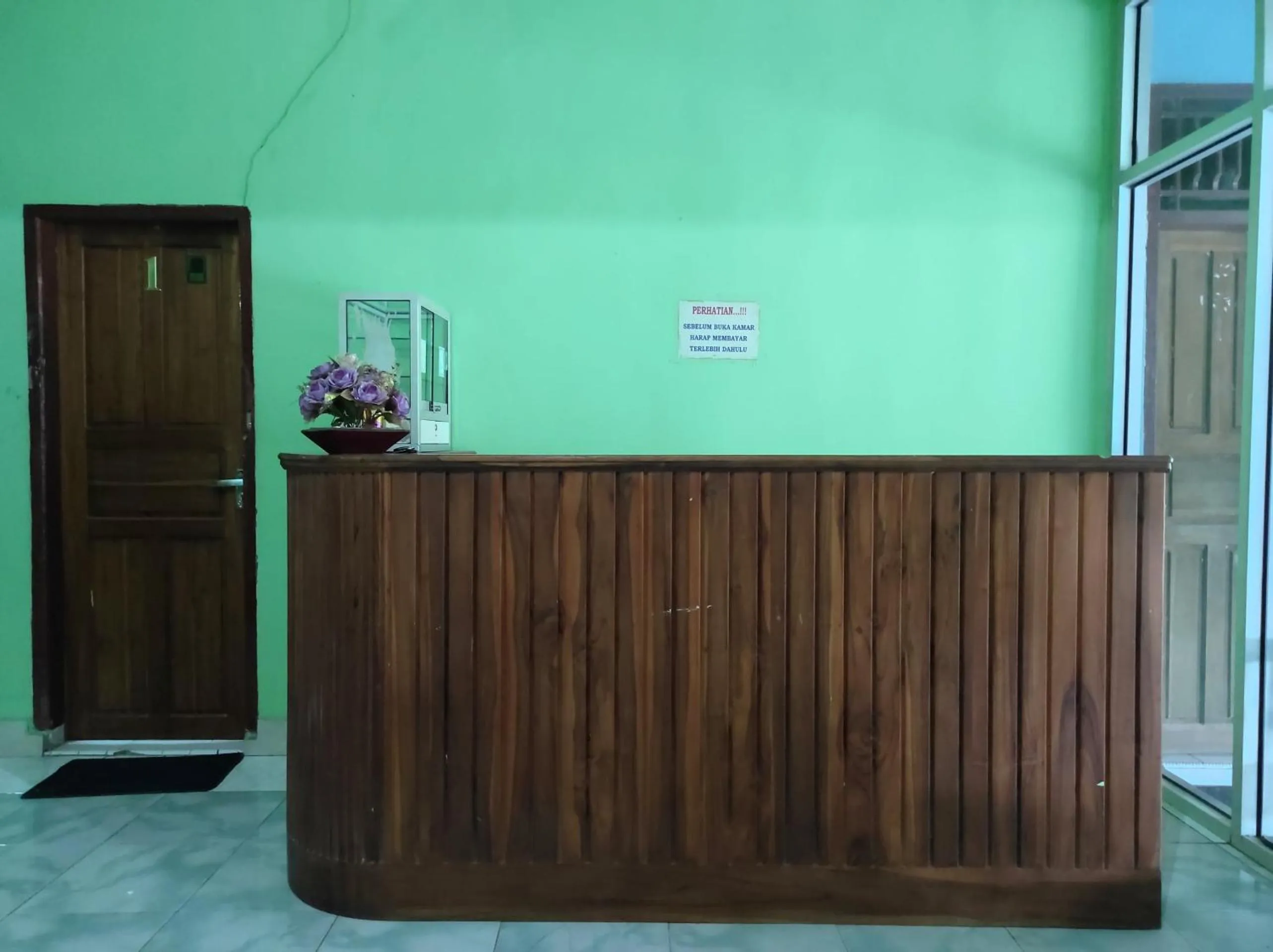 Lobby or reception in Hotel O Aini Homestay