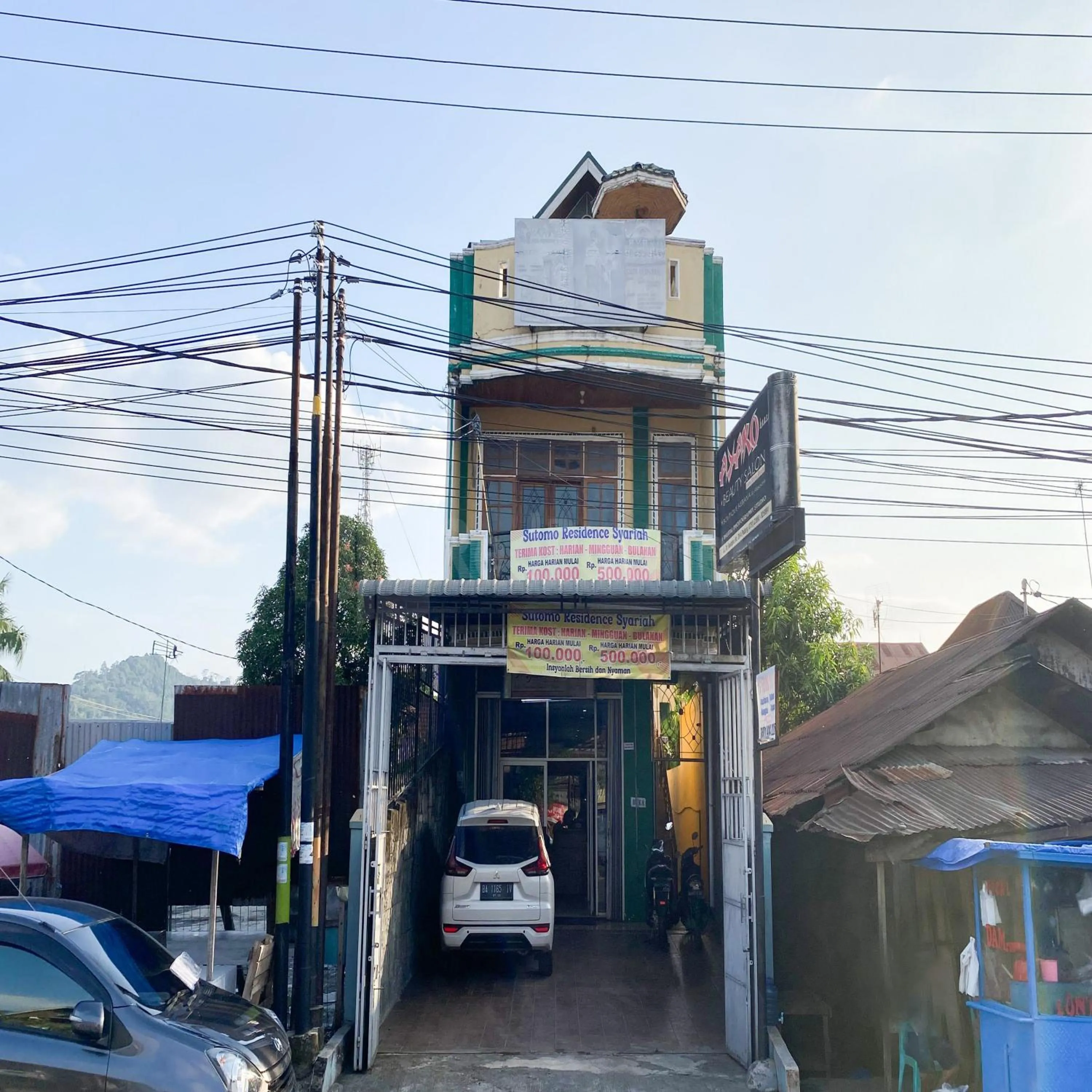 Facade/entrance in Sutomo Residence Syariah RedPartner