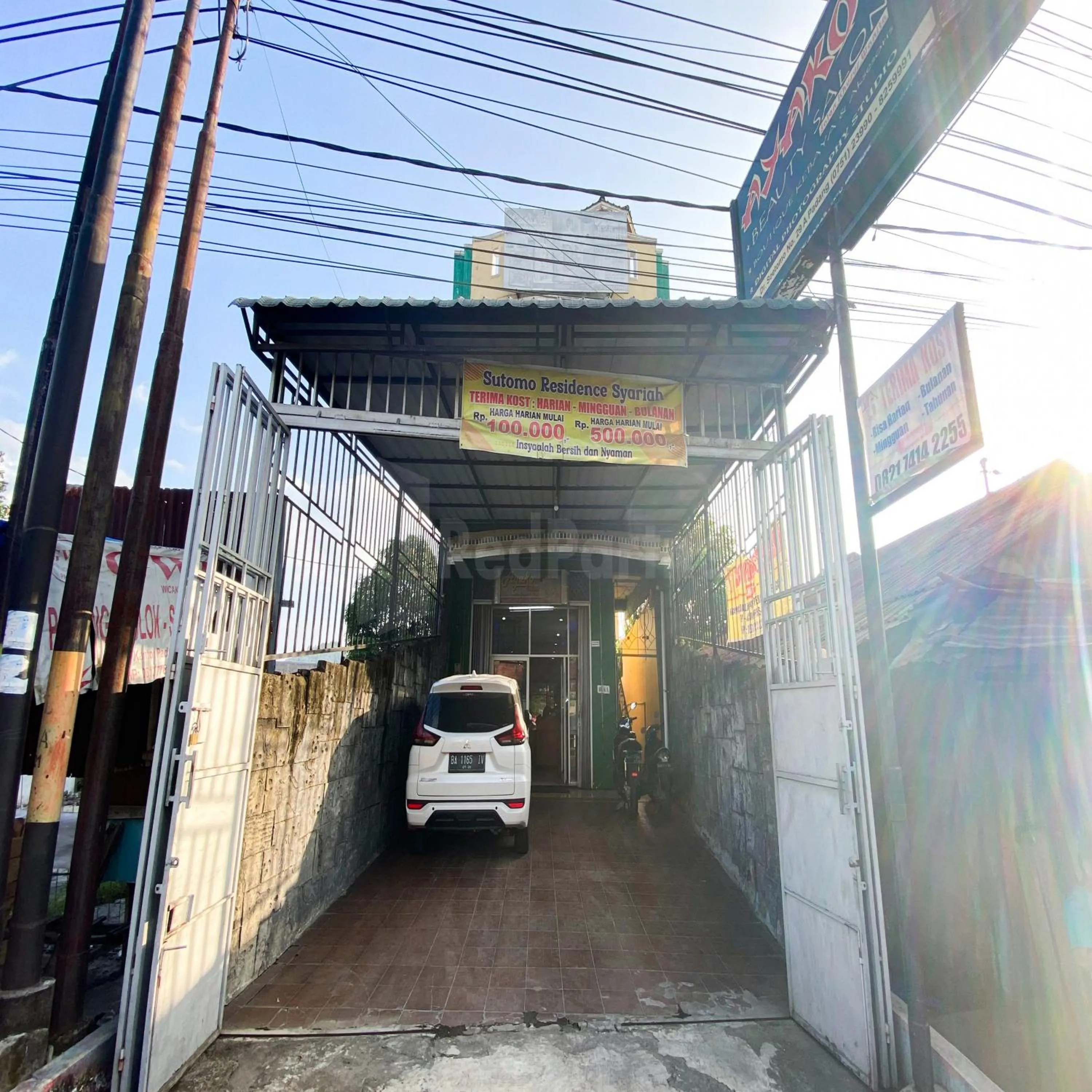Facade/entrance in Sutomo Residence Syariah RedPartner