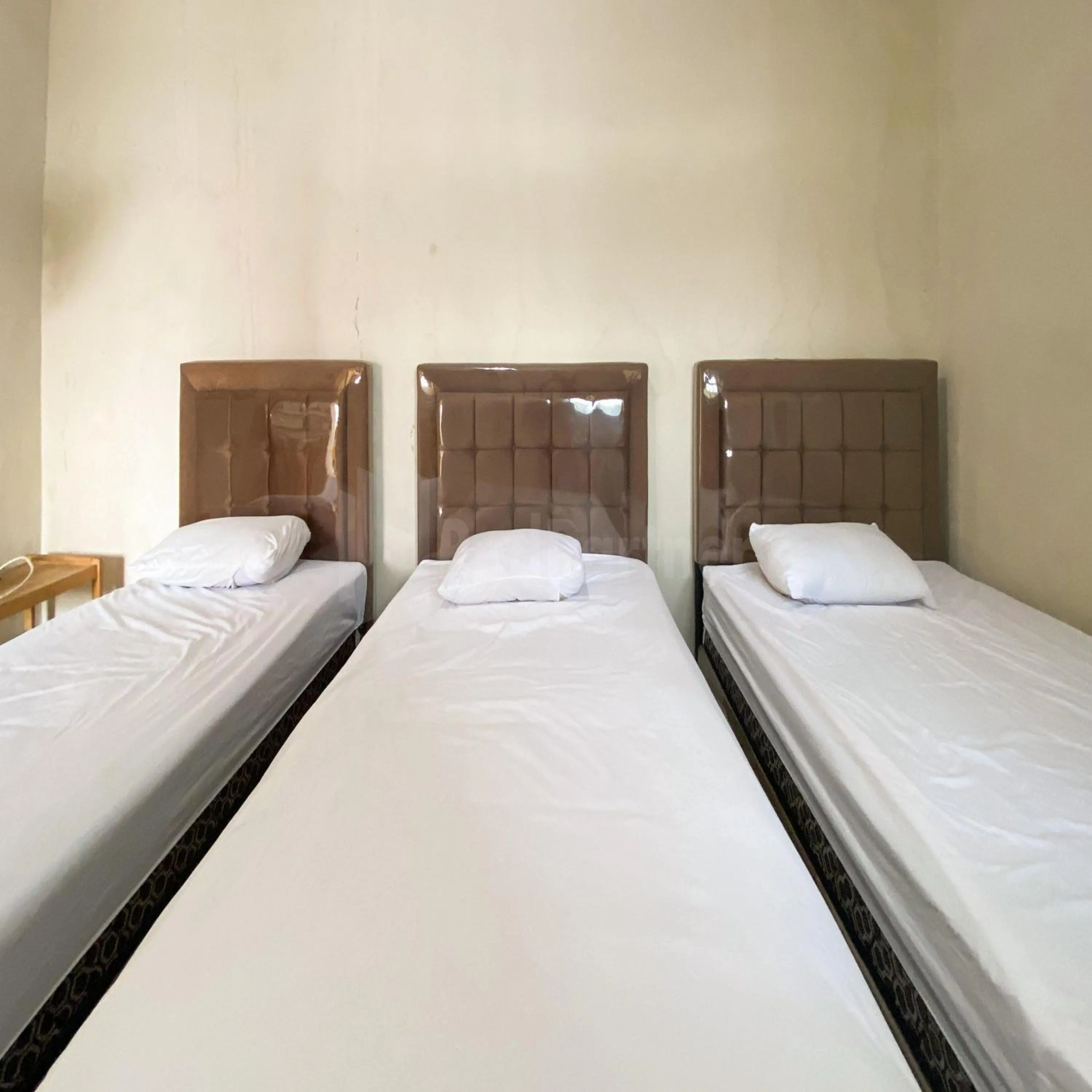 Bedroom, Bed in Sutomo Residence Syariah RedPartner