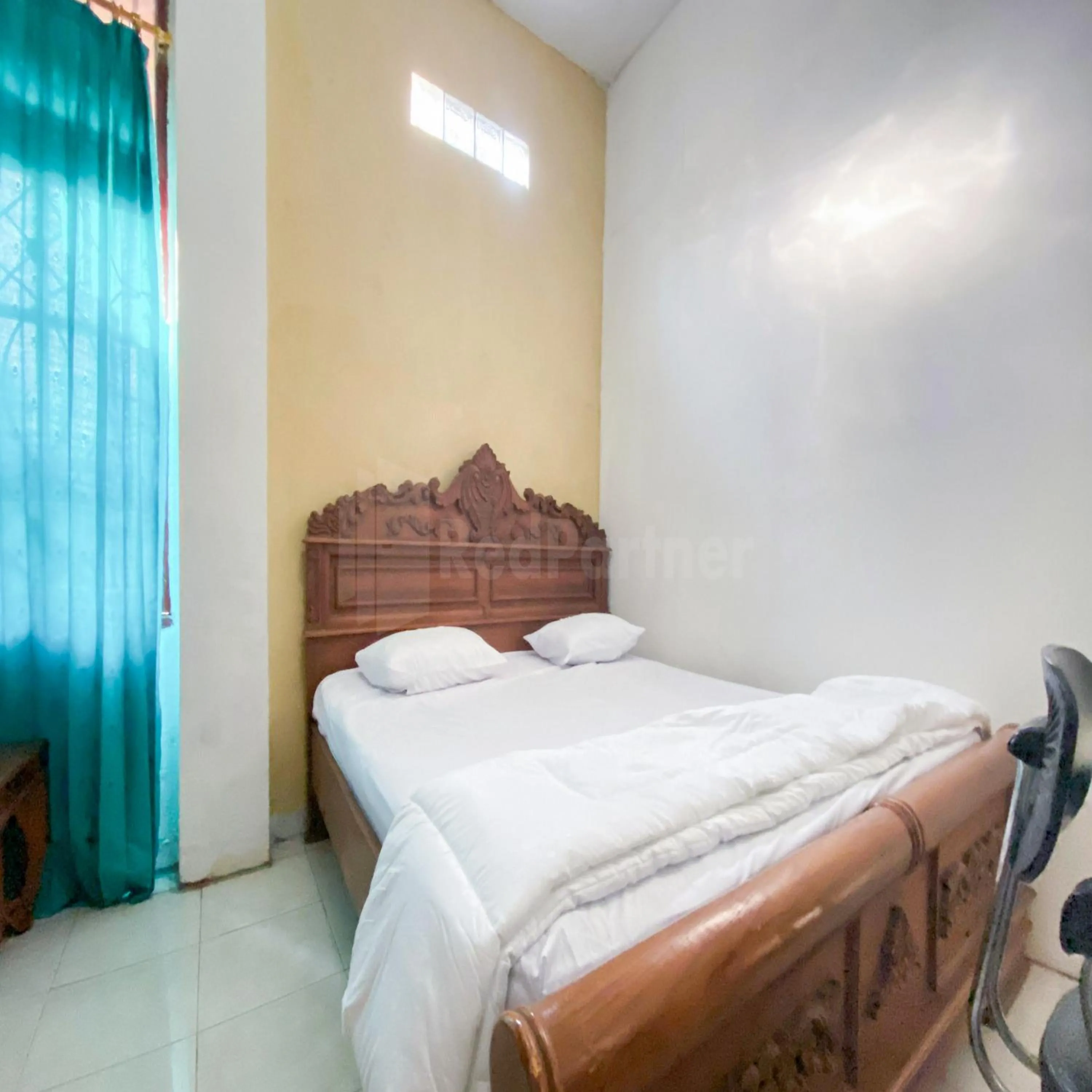 Bedroom, Bed in Sutomo Residence Syariah RedPartner