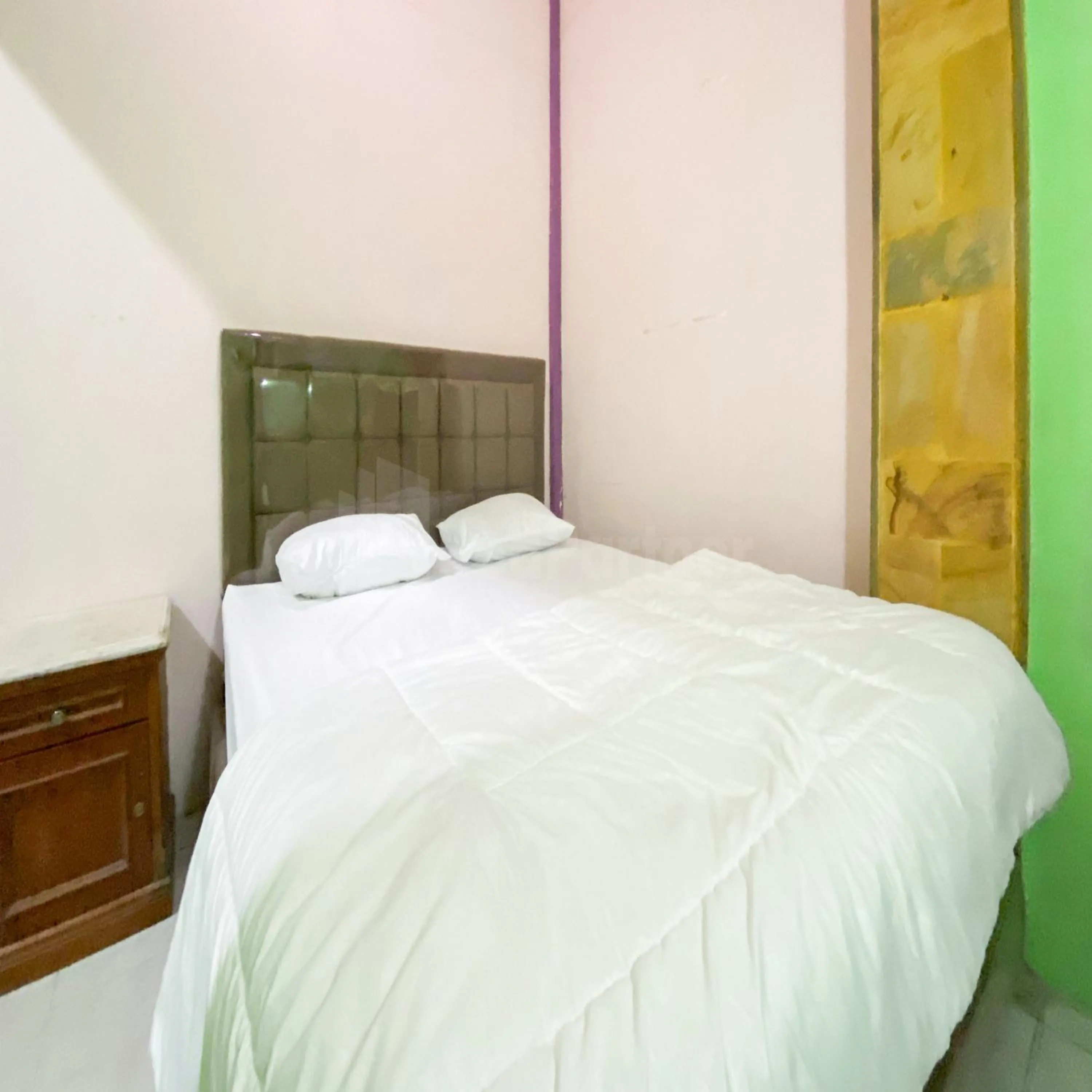 Bedroom, Bed in Sutomo Residence Syariah RedPartner