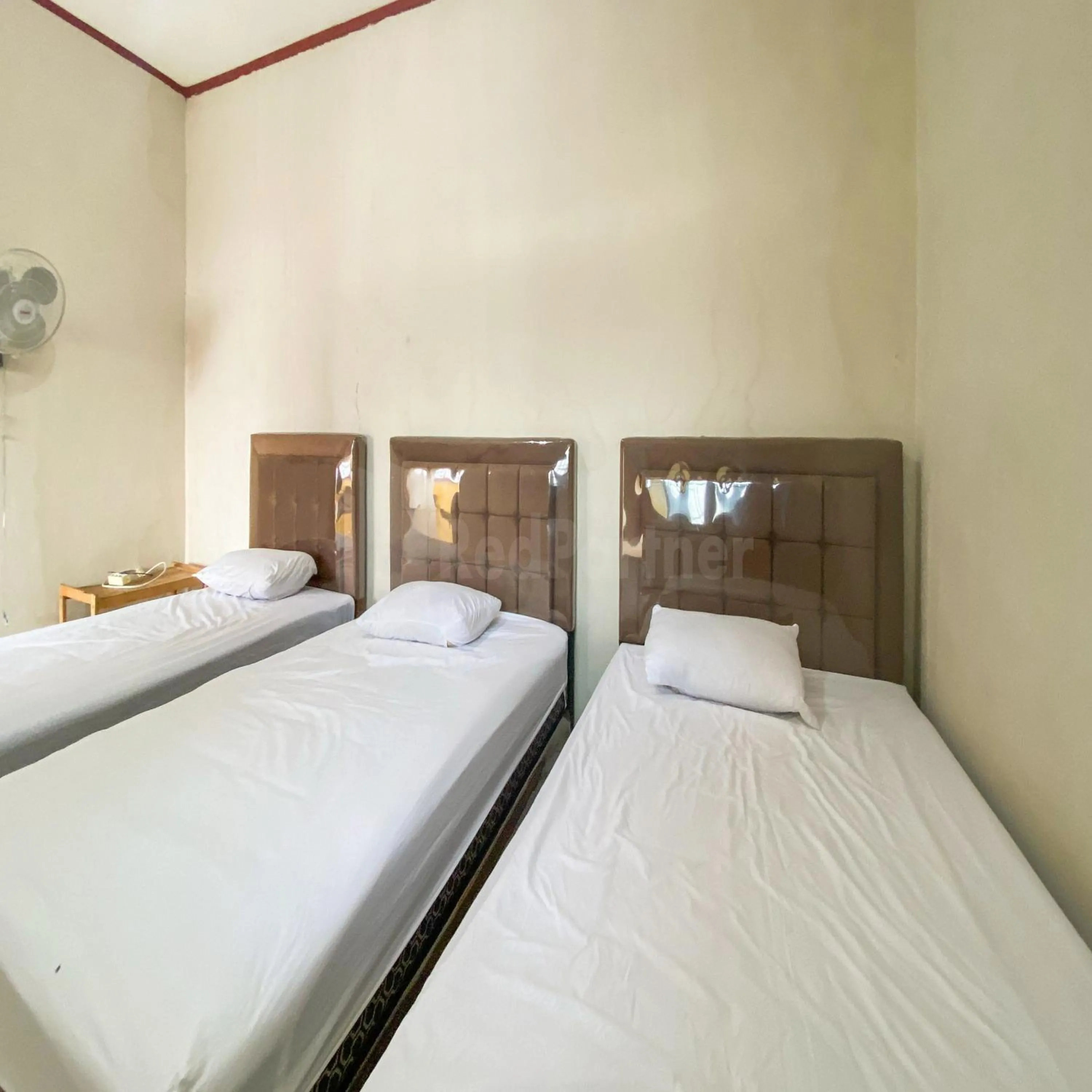 Bedroom, Bed in Sutomo Residence Syariah RedPartner