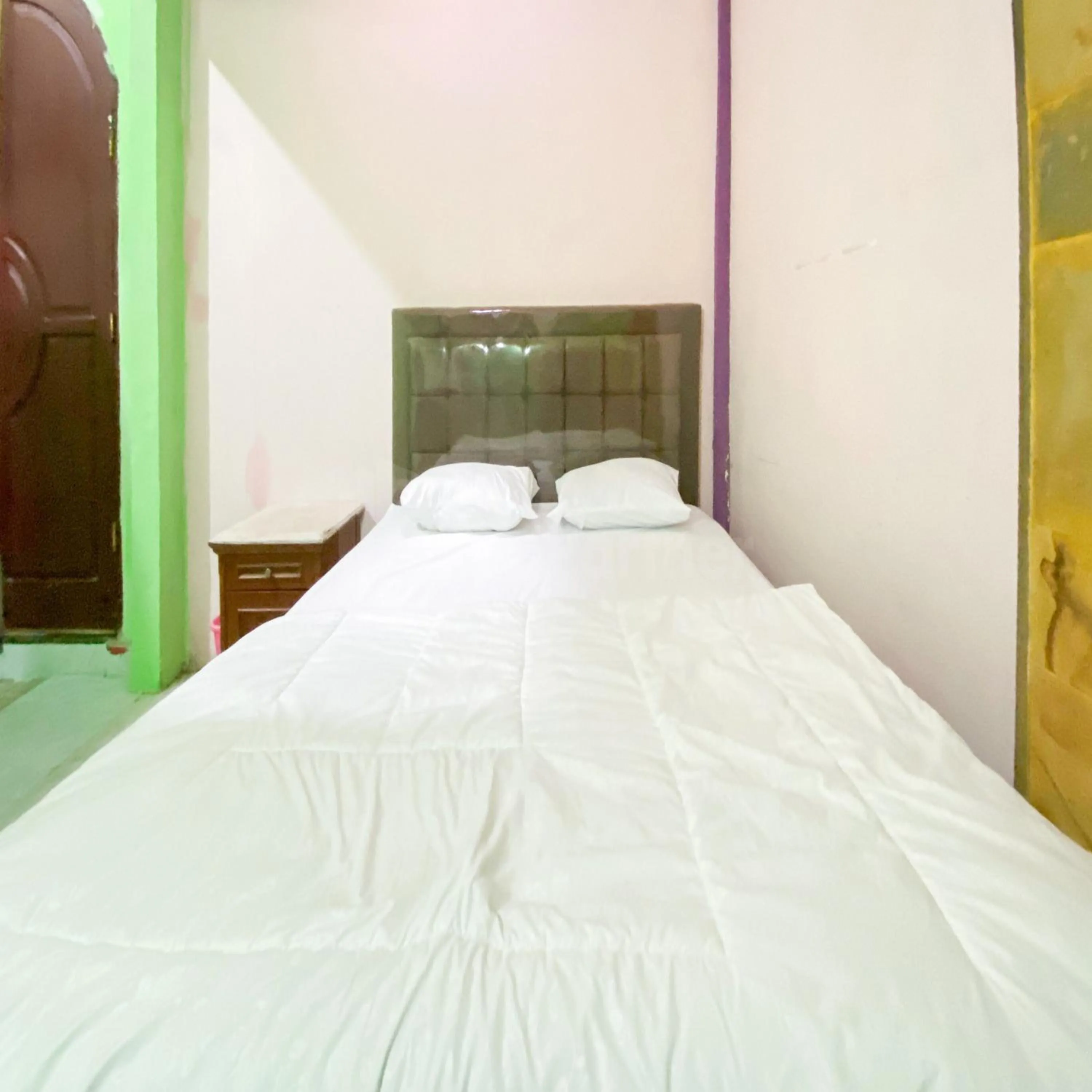 Bedroom, Bed in Sutomo Residence Syariah RedPartner