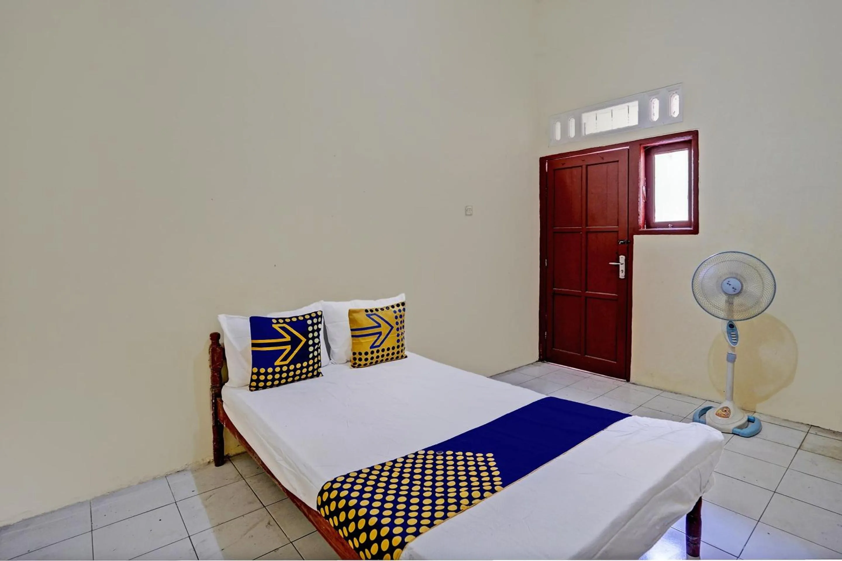 Bedroom, Bed in Hotel O Sunyoto Homestay Syariah